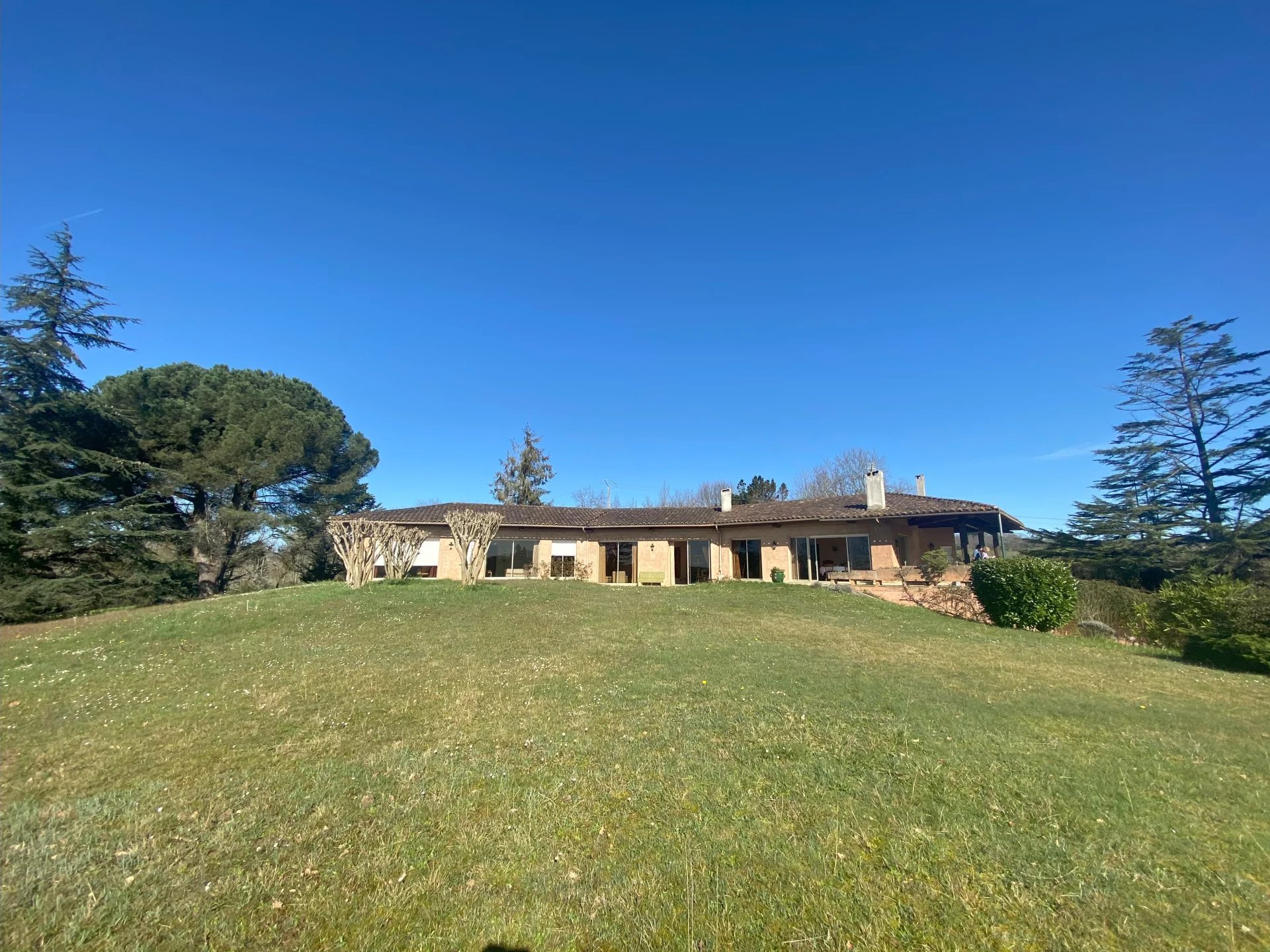 House in Nogaro - view 1