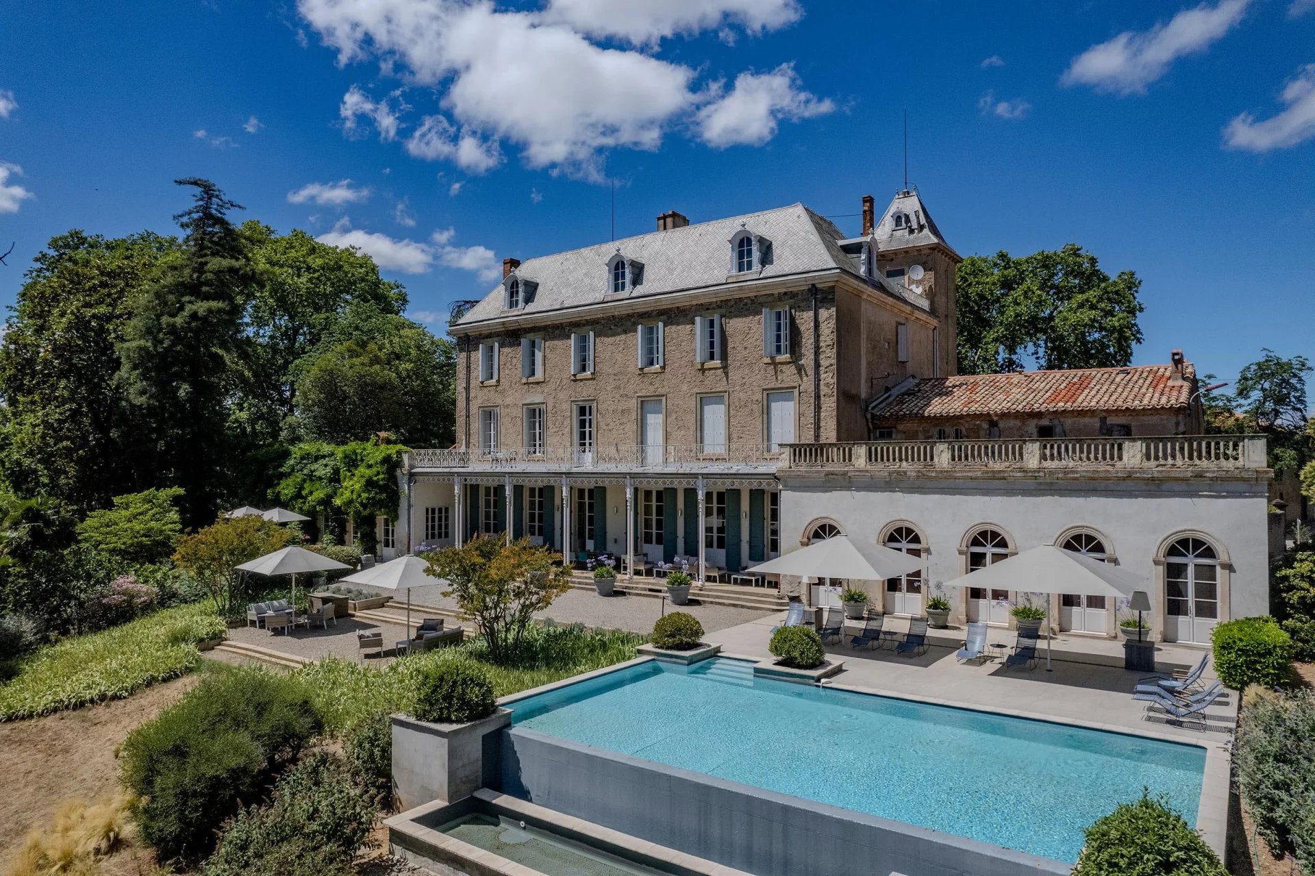 House in Carcassonne - view 1