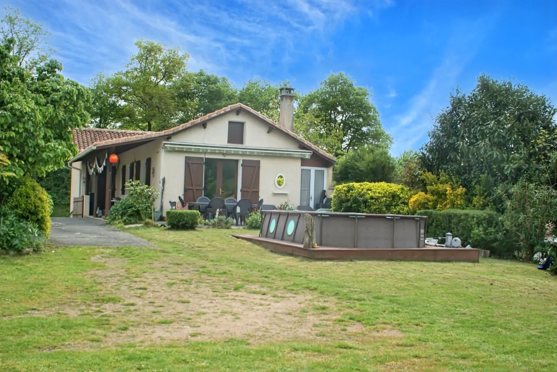 House in Chirac - view 1