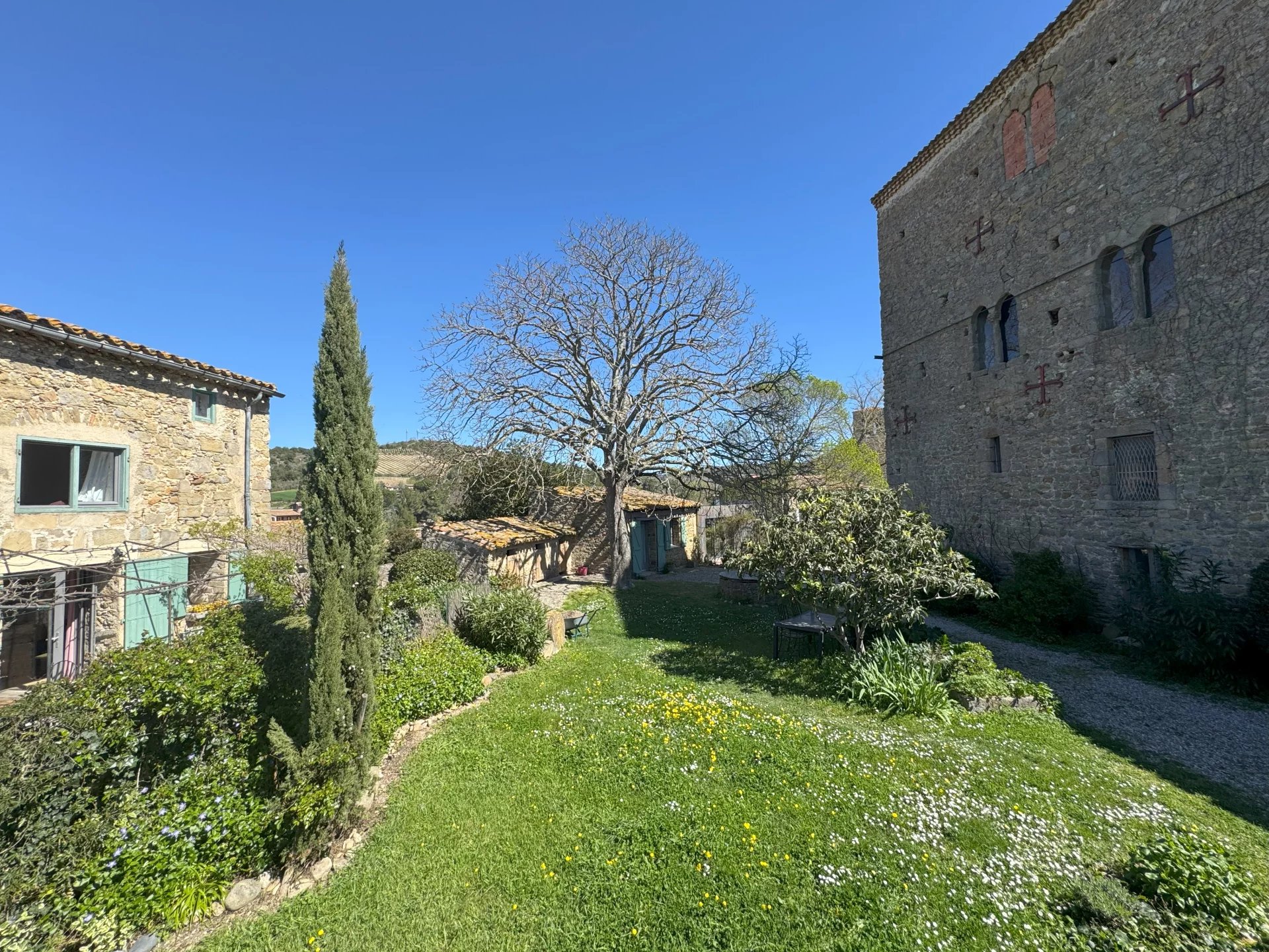House in Carcassonne - view 1
