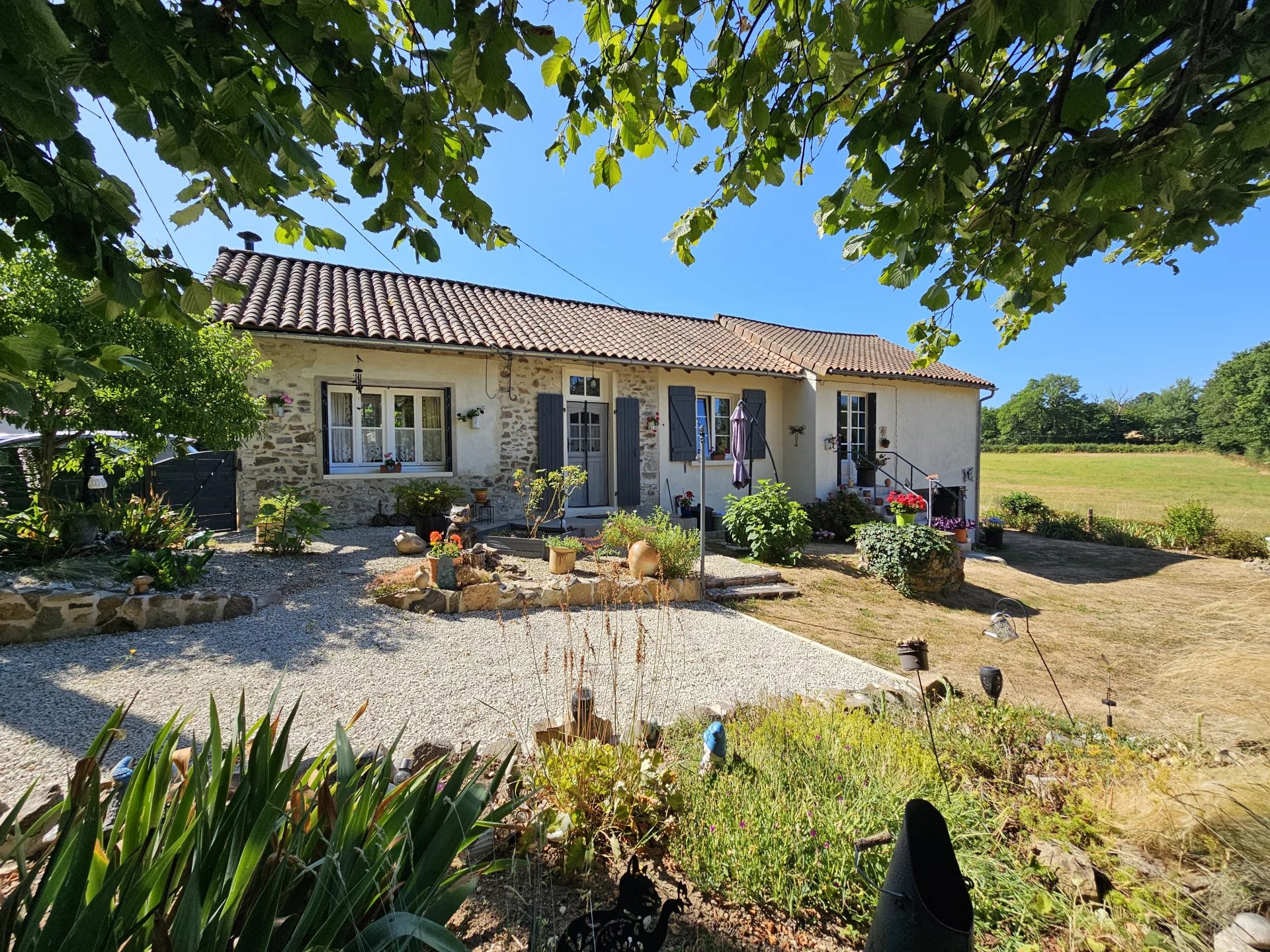 House in Chabanais - view 1