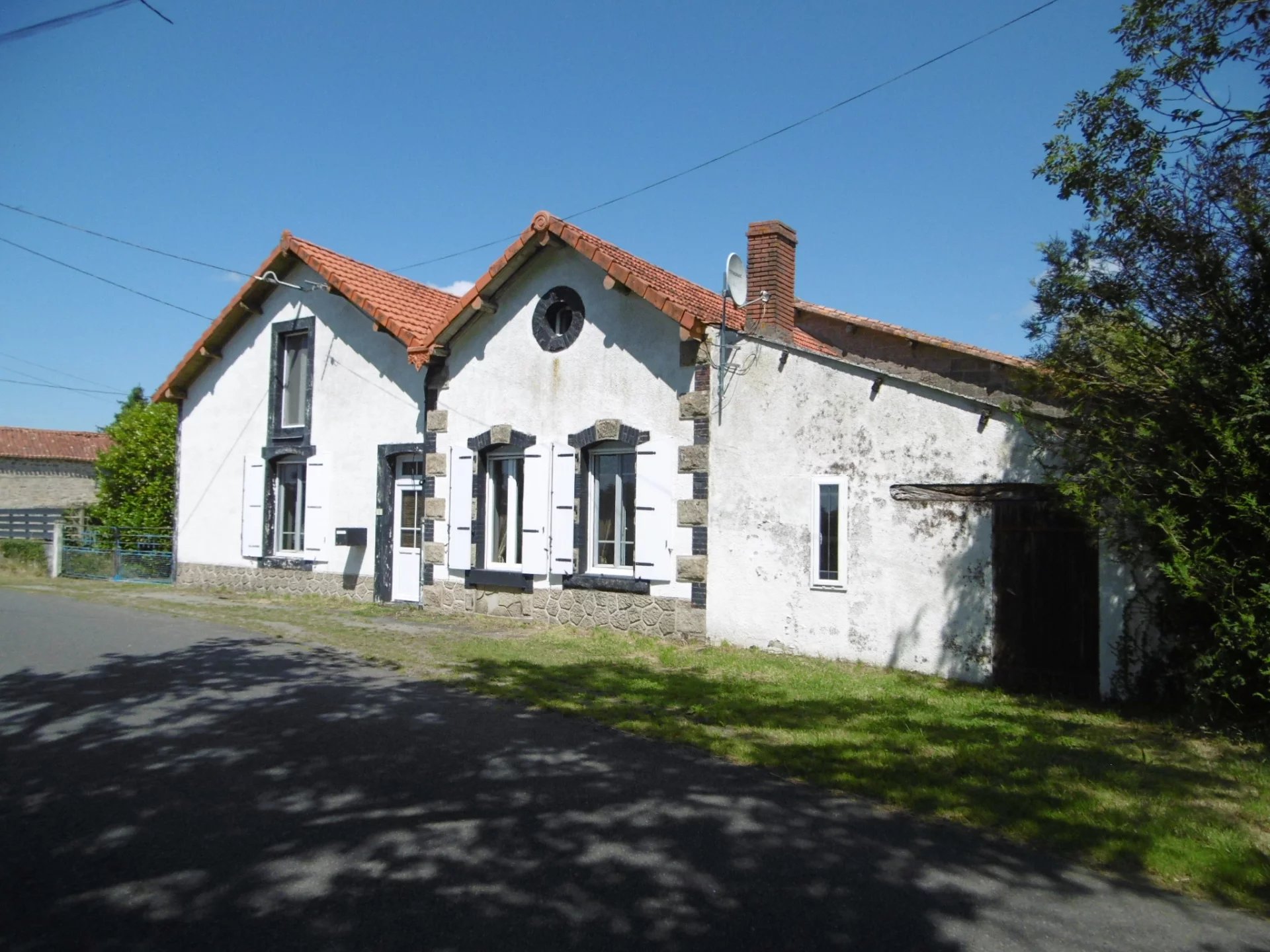 House in Clesse - view 1