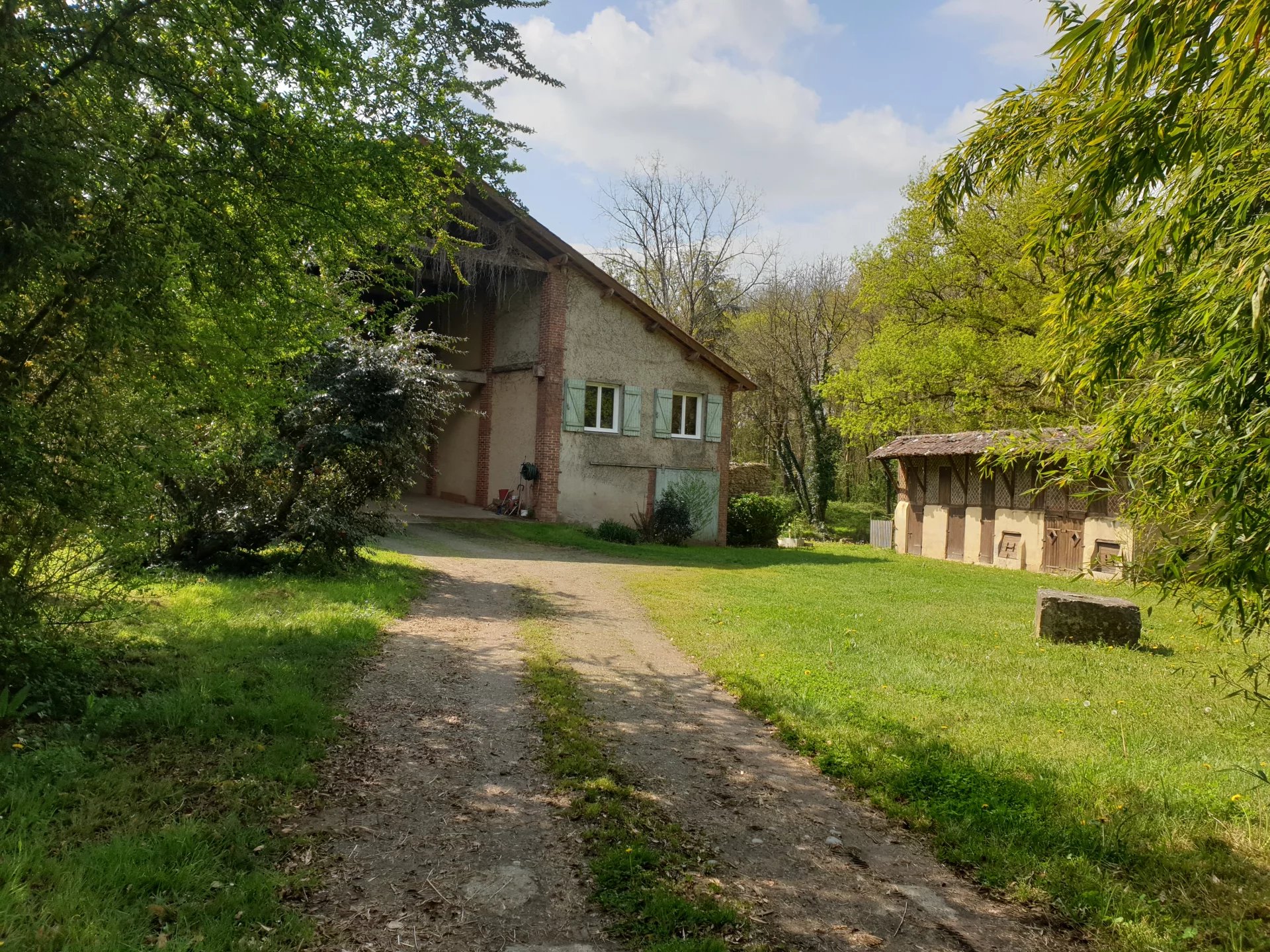House in Riscle - view 1