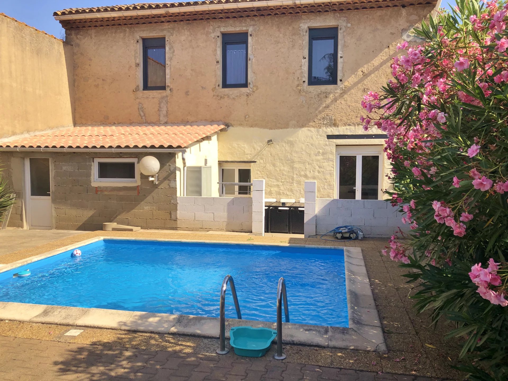 House in Carcassonne - view 1