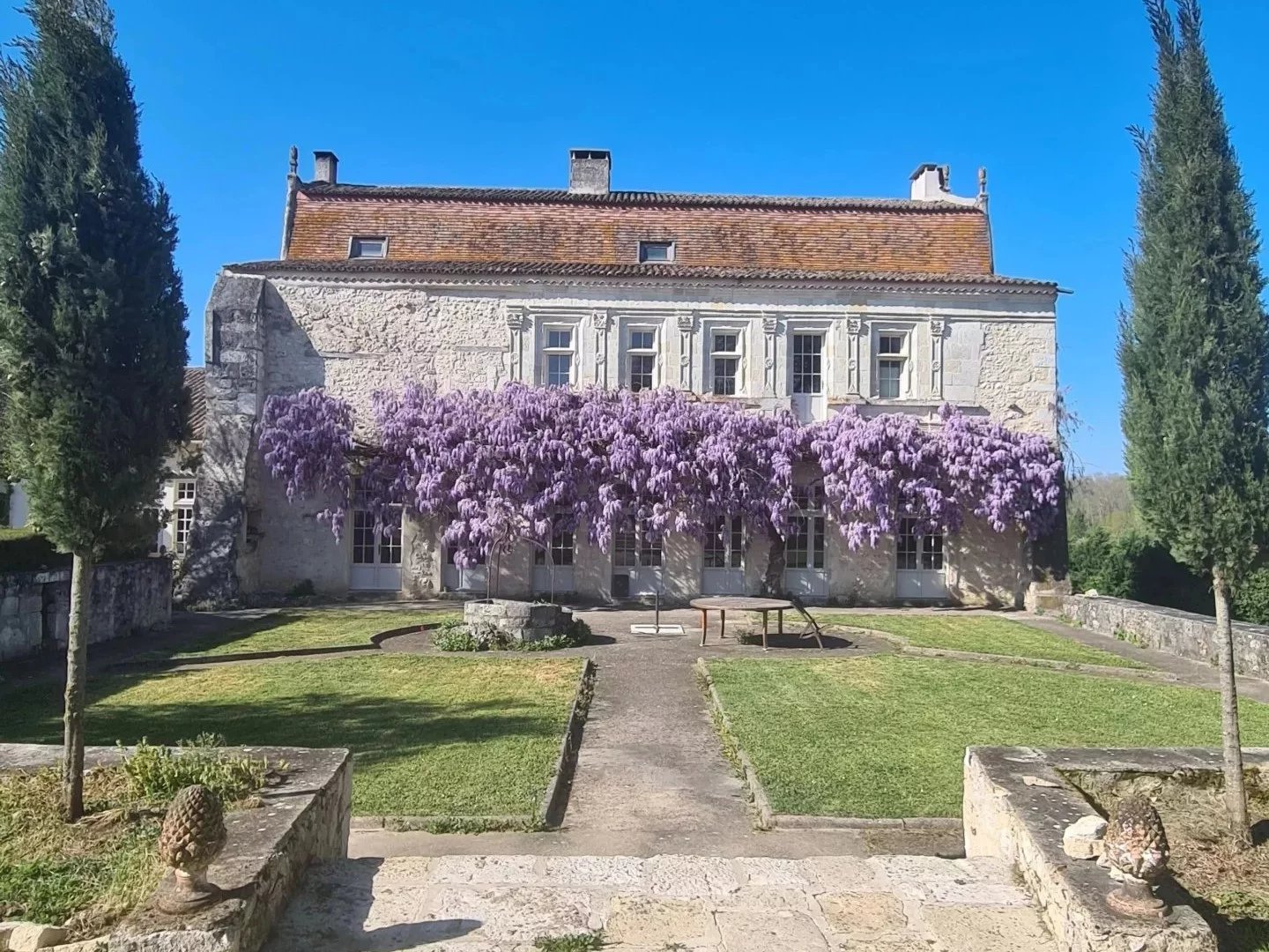 House in Sainte-Foy-la-Grande - view 1