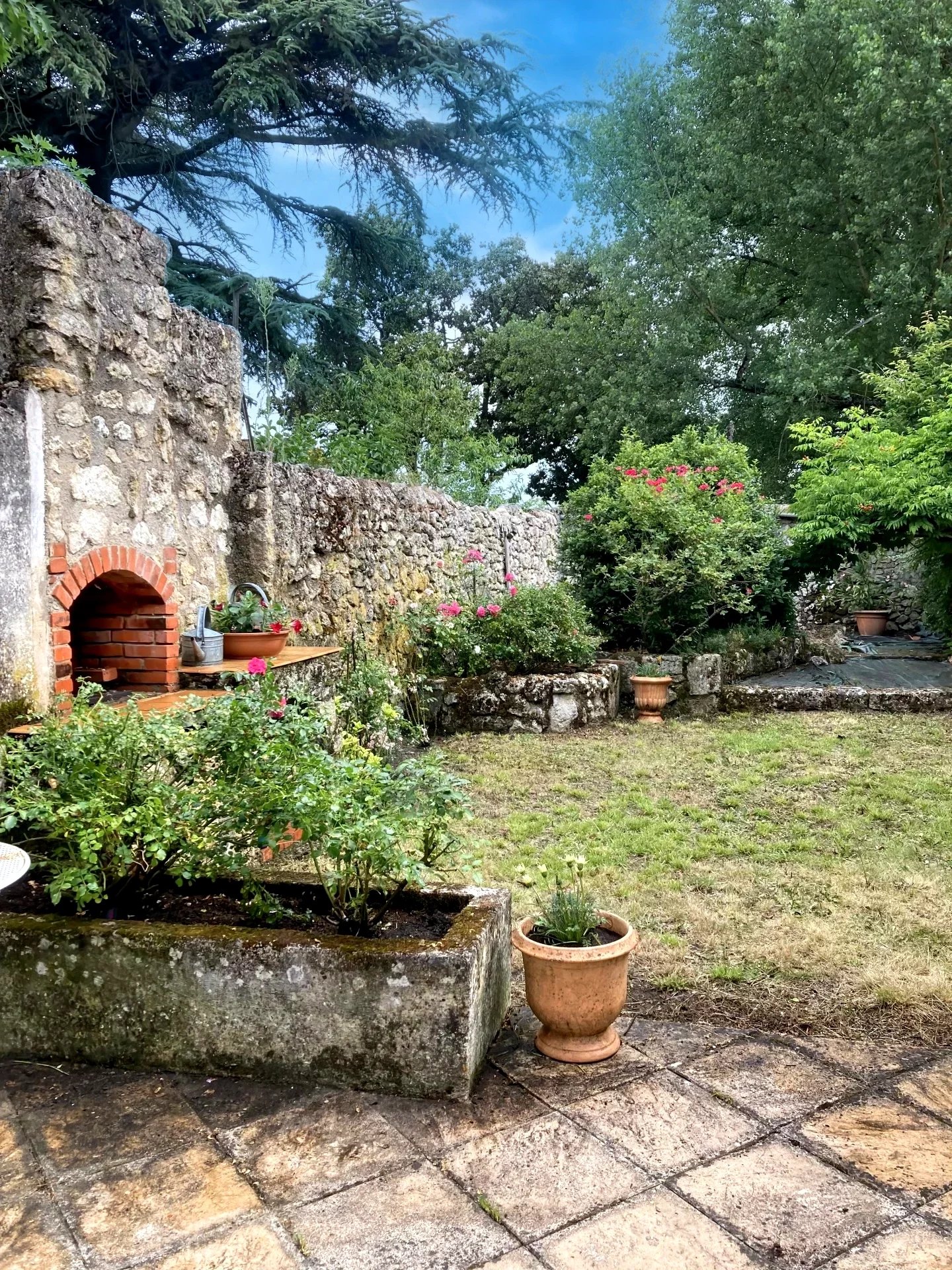 House in Casteljaloux - view 1