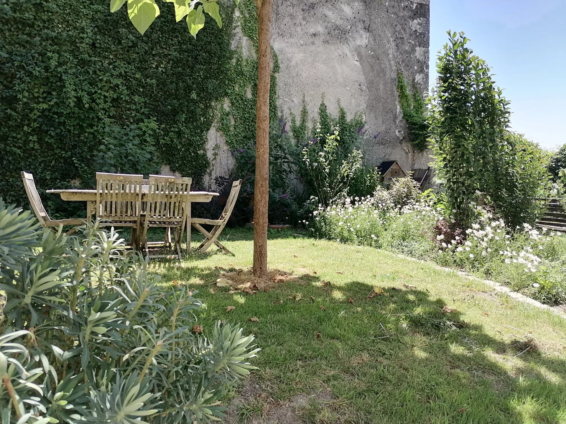 House in Monflanquin - view 1