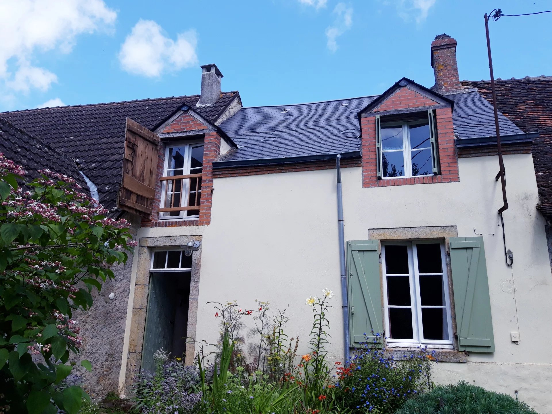 House in Malicornay - view 1