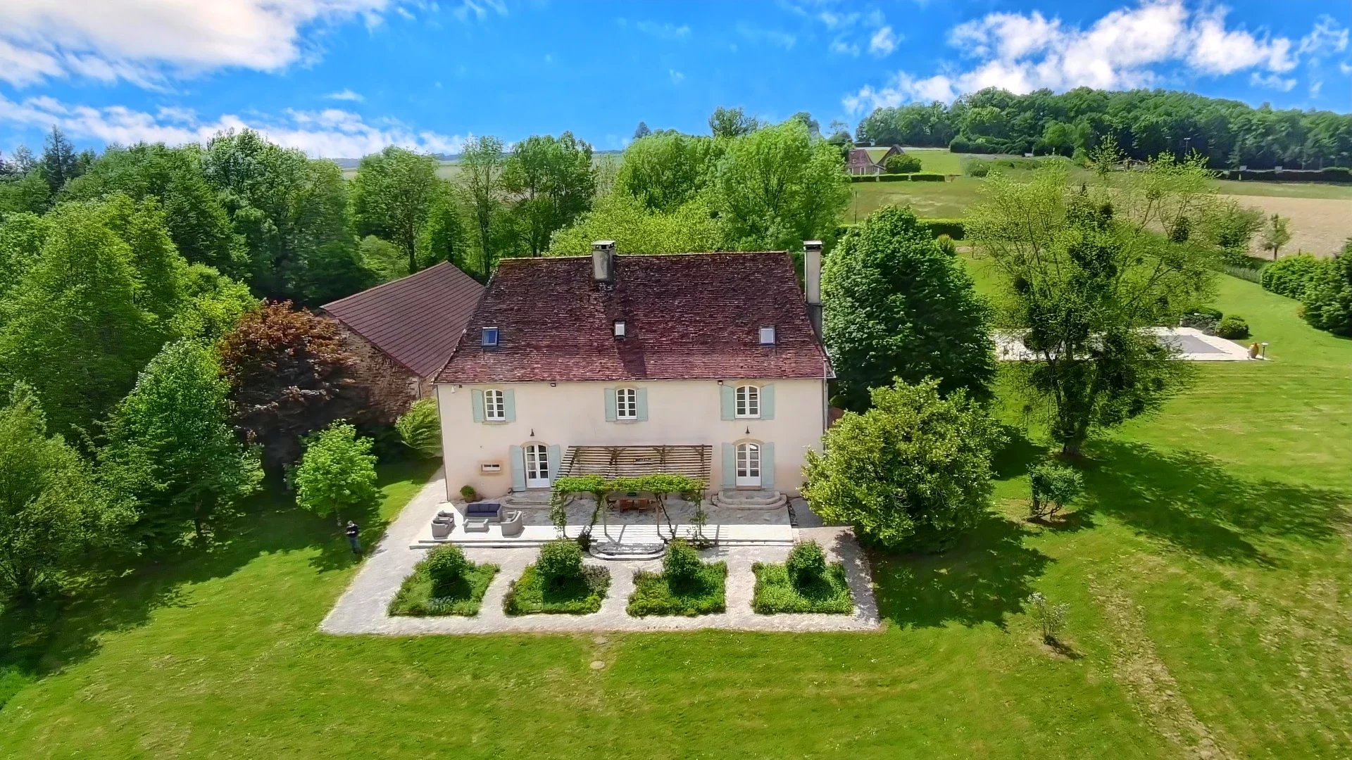 House in Sarrazac - view 1