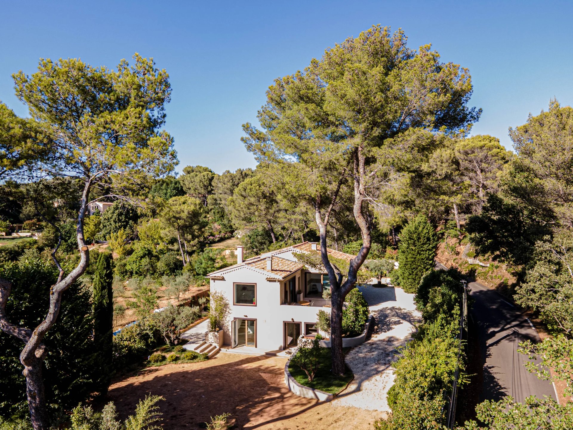 House in Aix-en-Provence - view 1