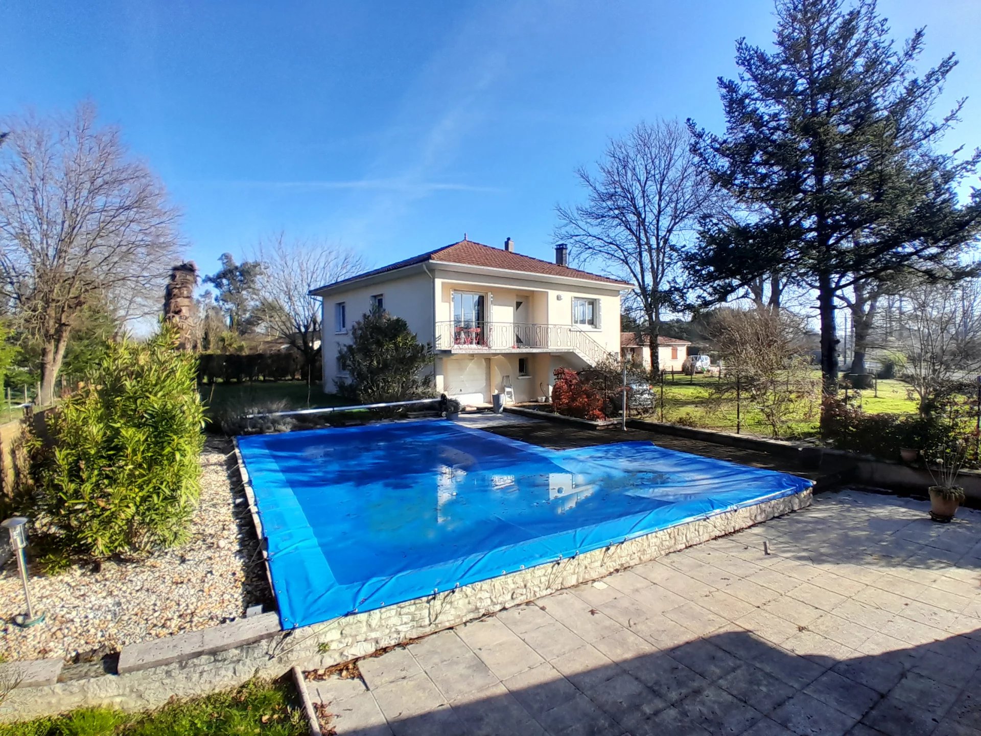 House in Coutras - view 1