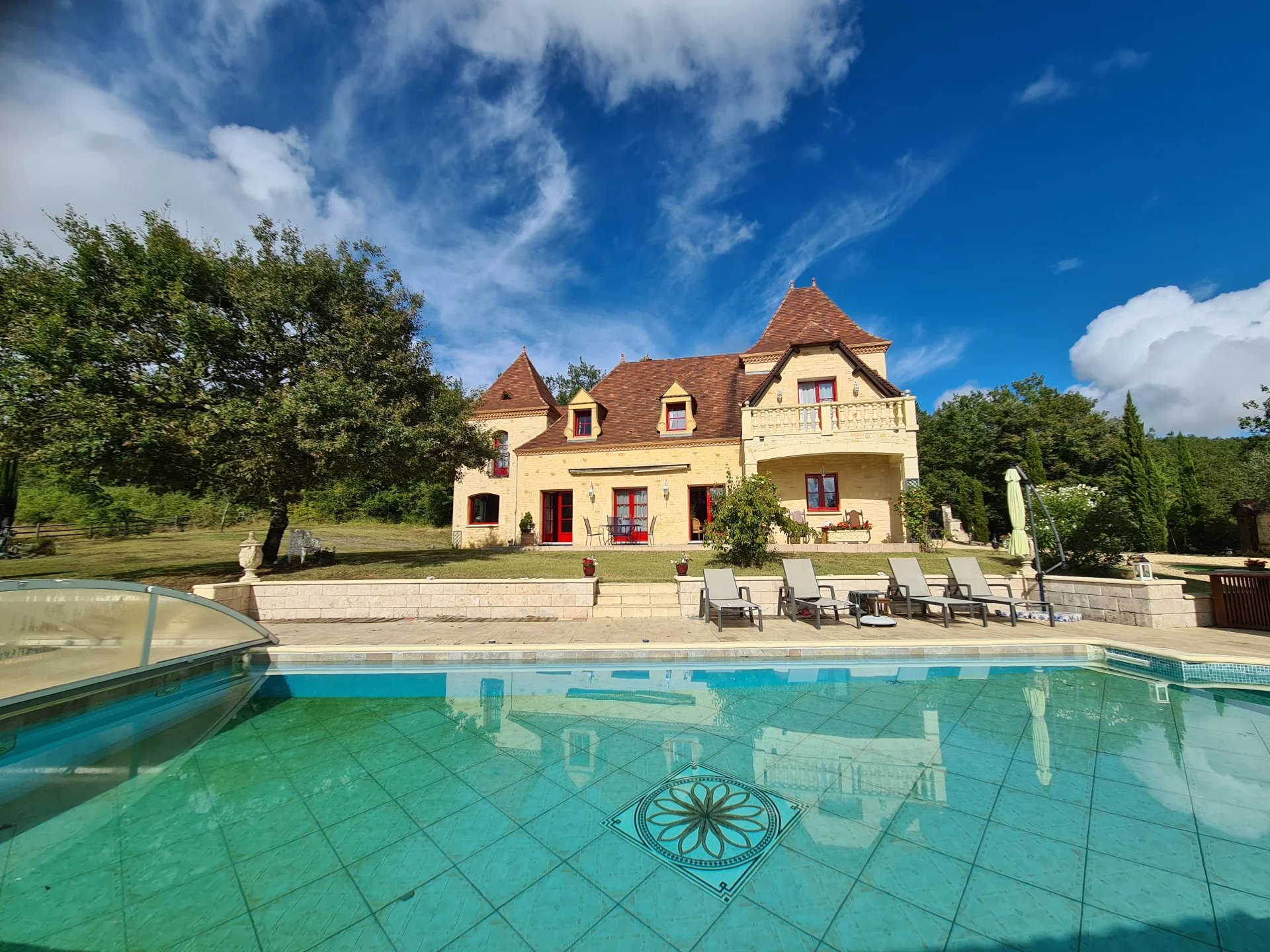 House in Arrondissement de Sarlat-la-Caneda - view 1