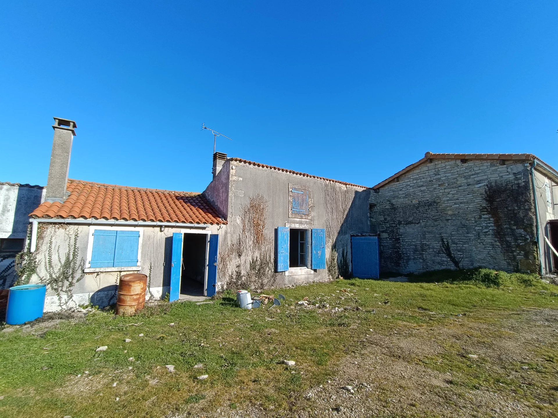 House in Deux-Sevres - view 1
