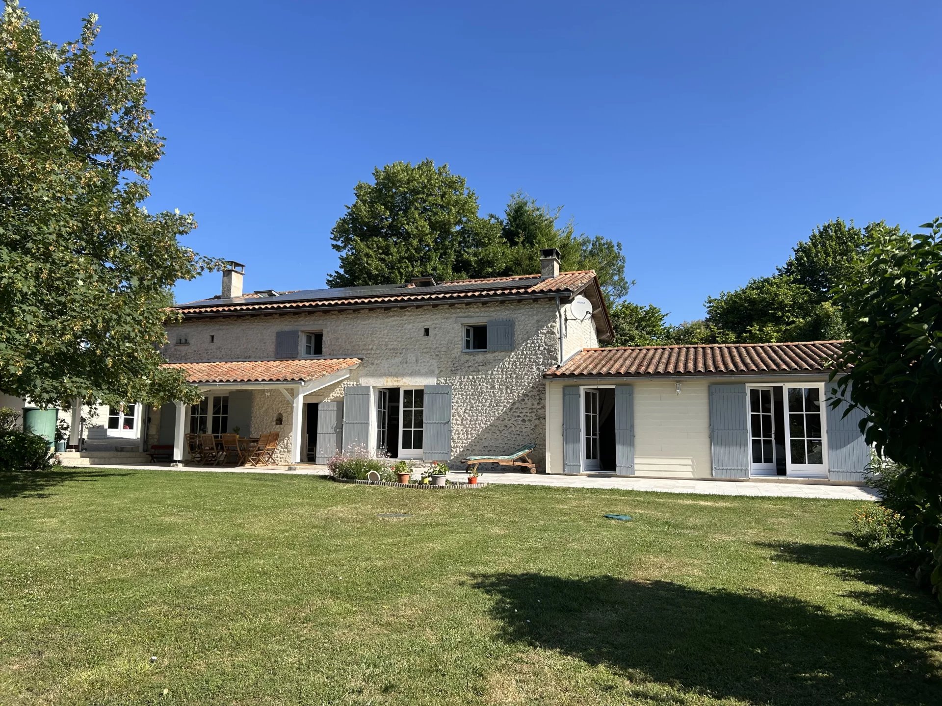 House in Sainte-Souline - view 1
