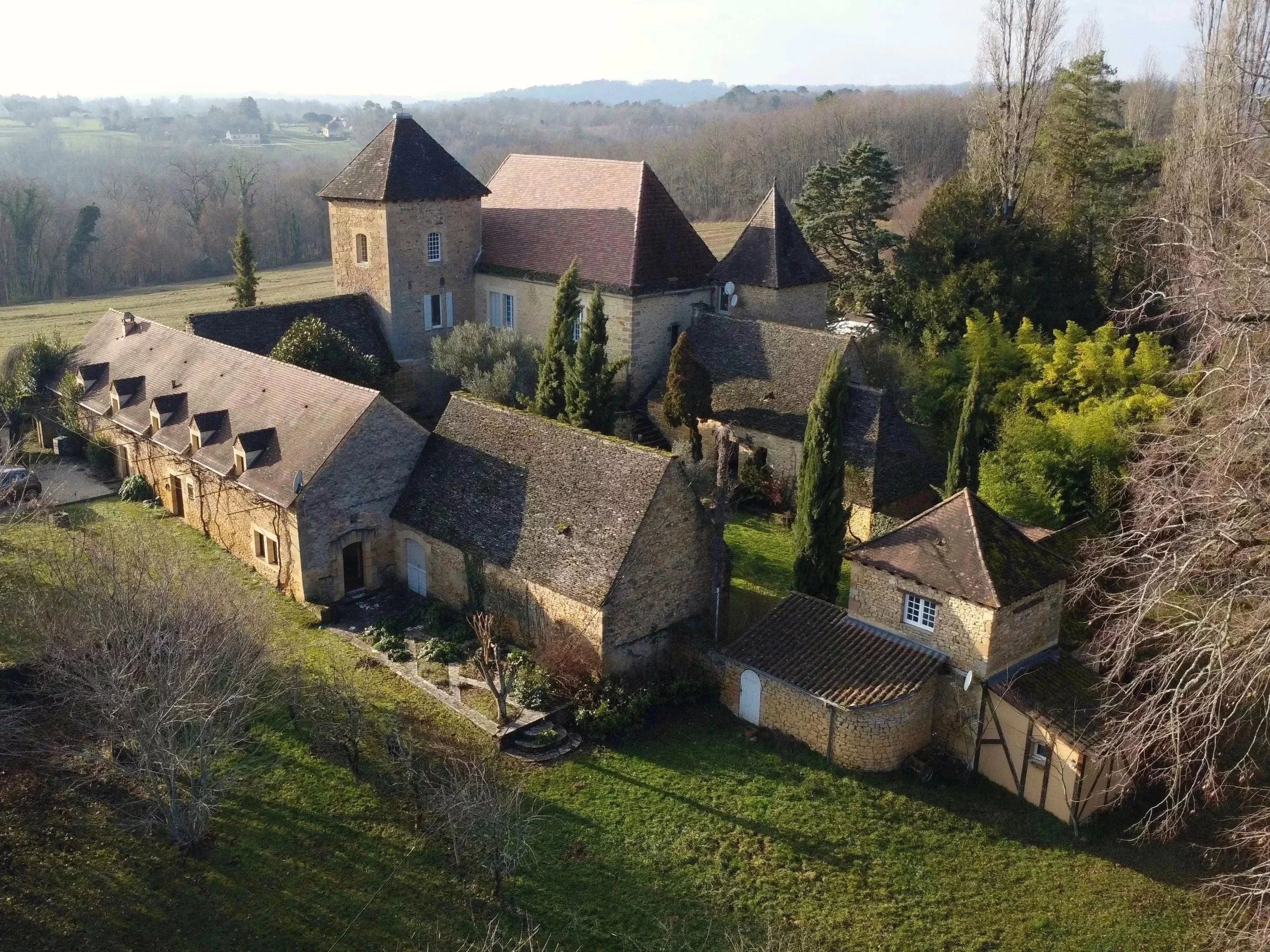House in Arrondissement de Sarlat-la-Caneda - view 1