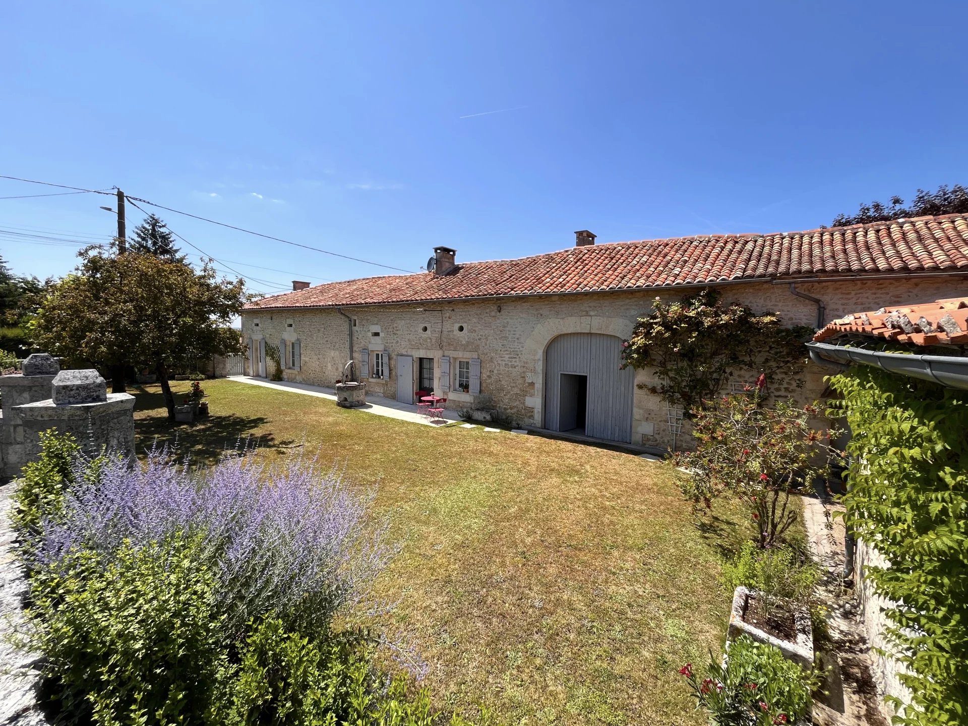 House in La Rochebeaucourt - view 1