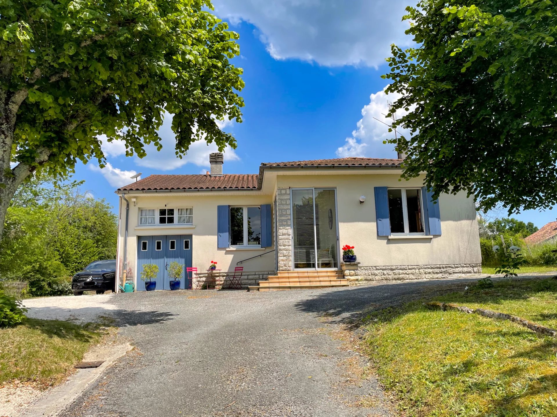 House in Bourdeilles - view 1