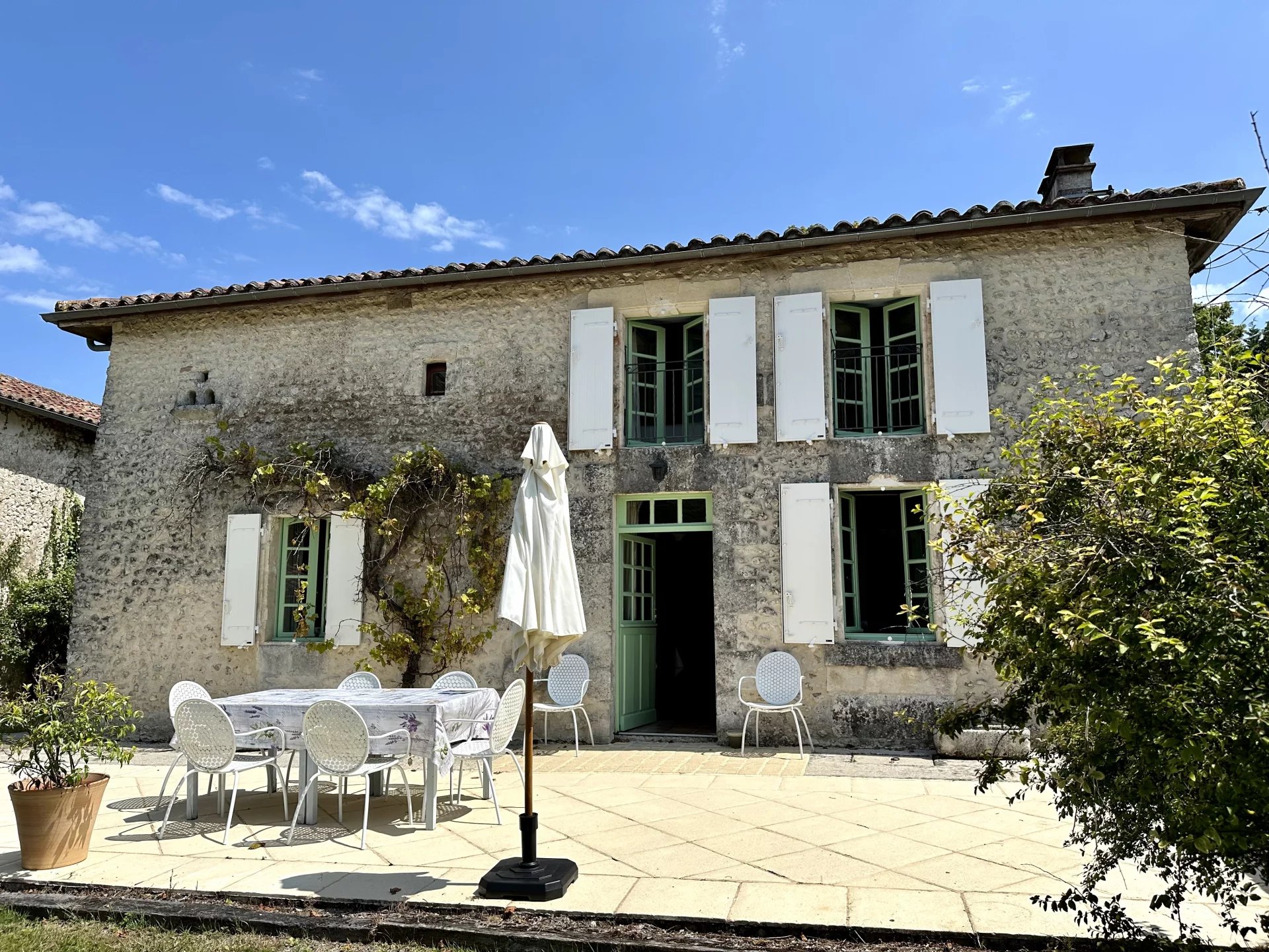 House in Chalais - view 1