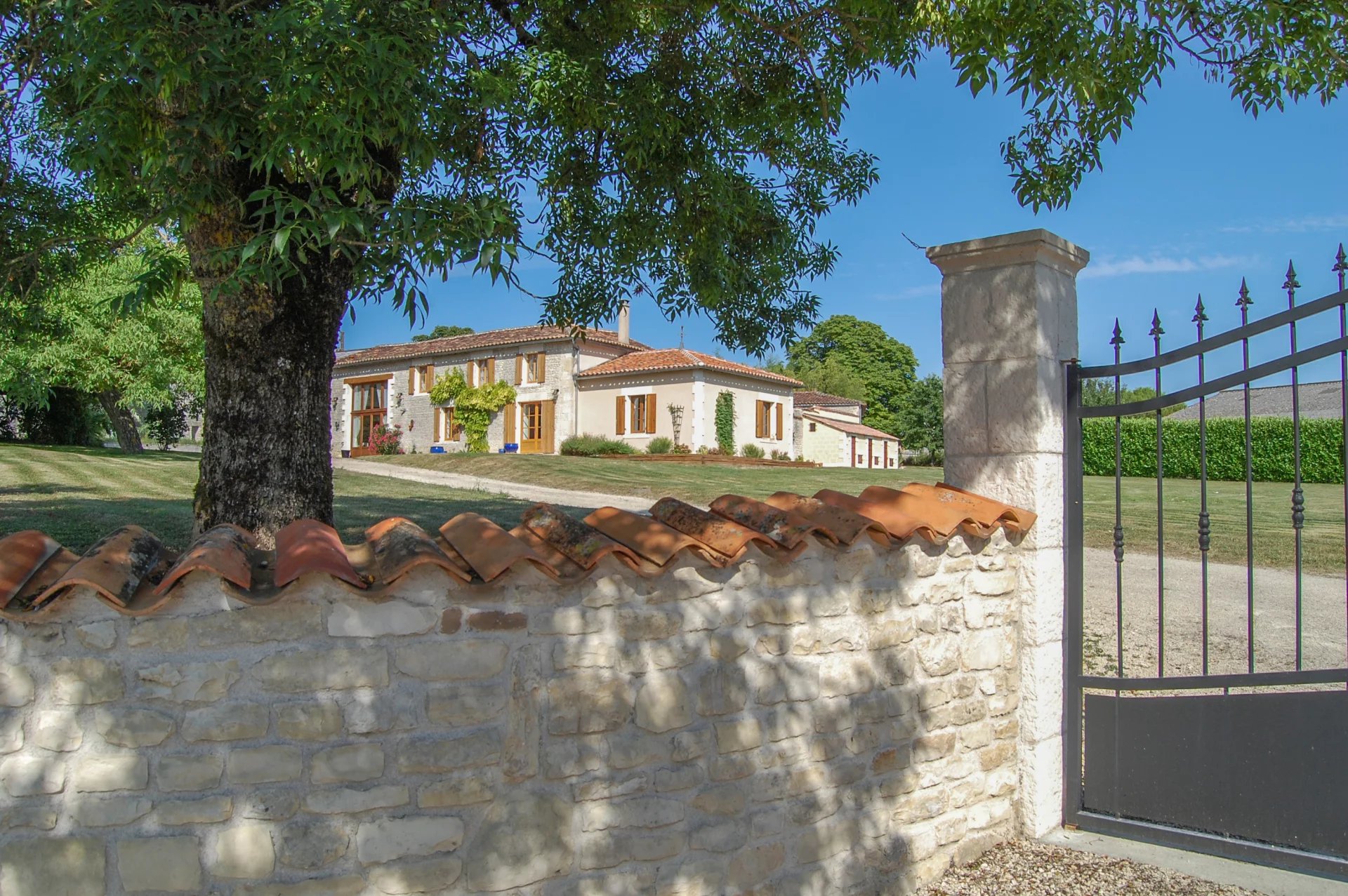 House in Matha - view 1