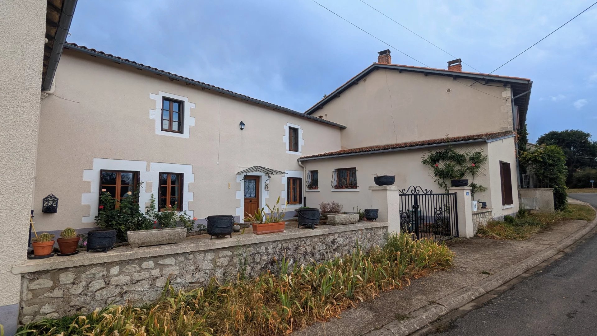 House in Saulge - view 1