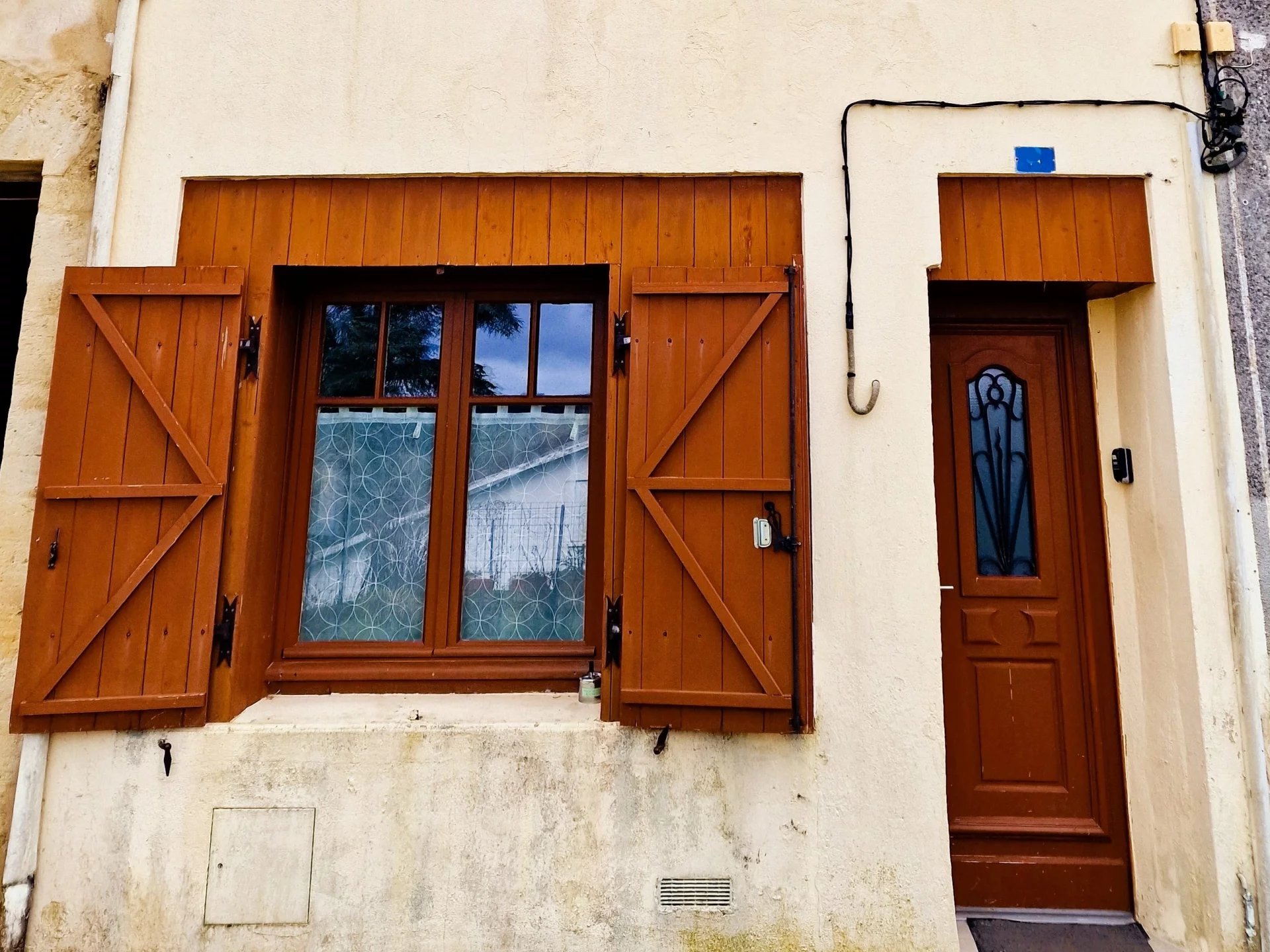 House in Monsegur - view 1