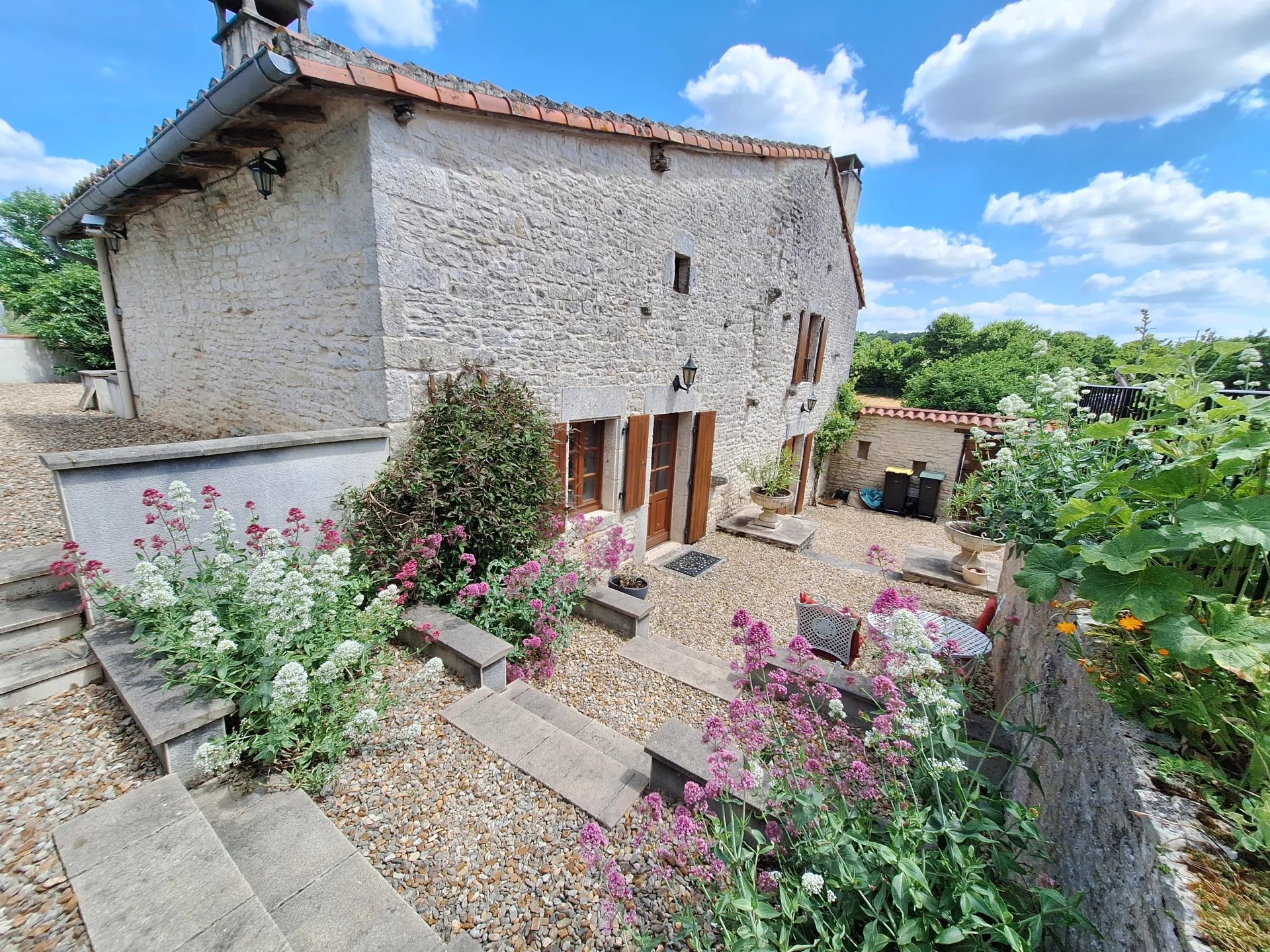 House in Nanteuil-en-Vallee - view 1