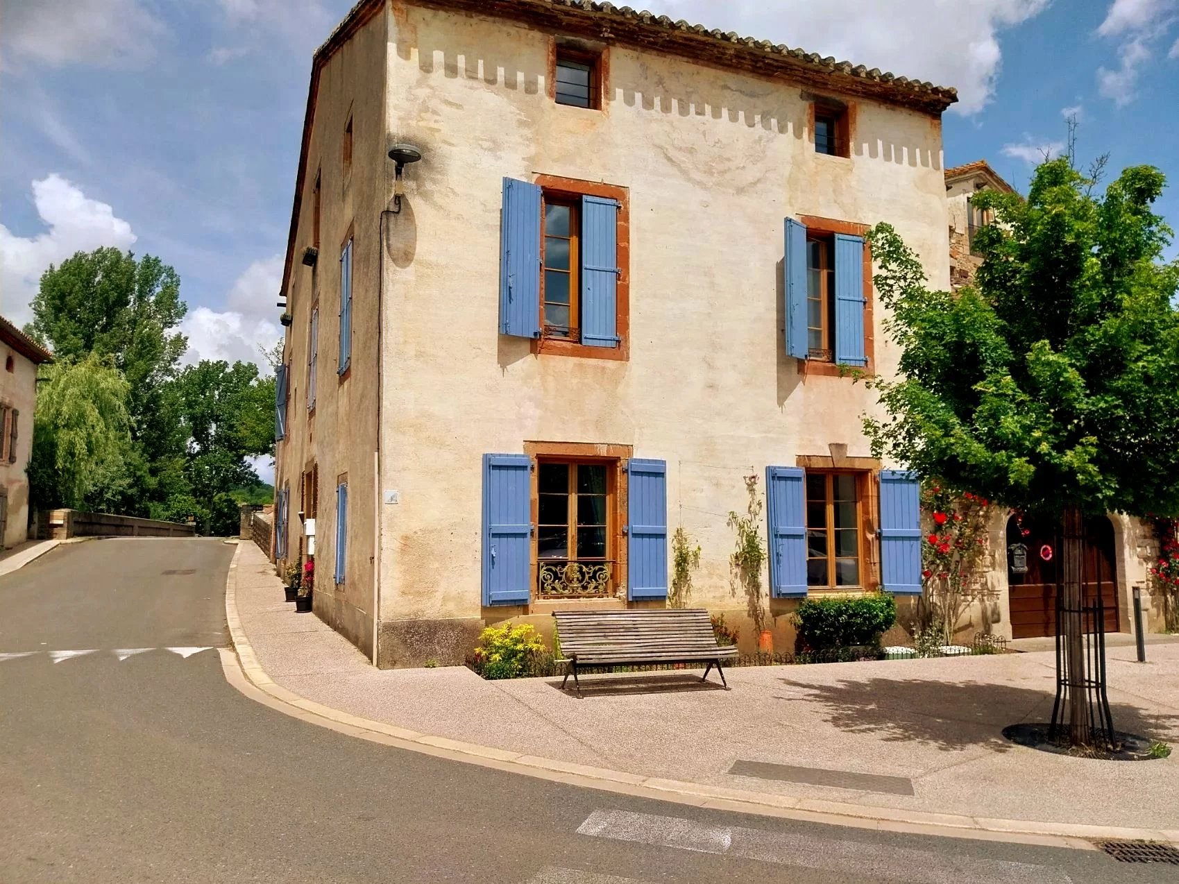 House in Cordes-sur-Ciel - view 1