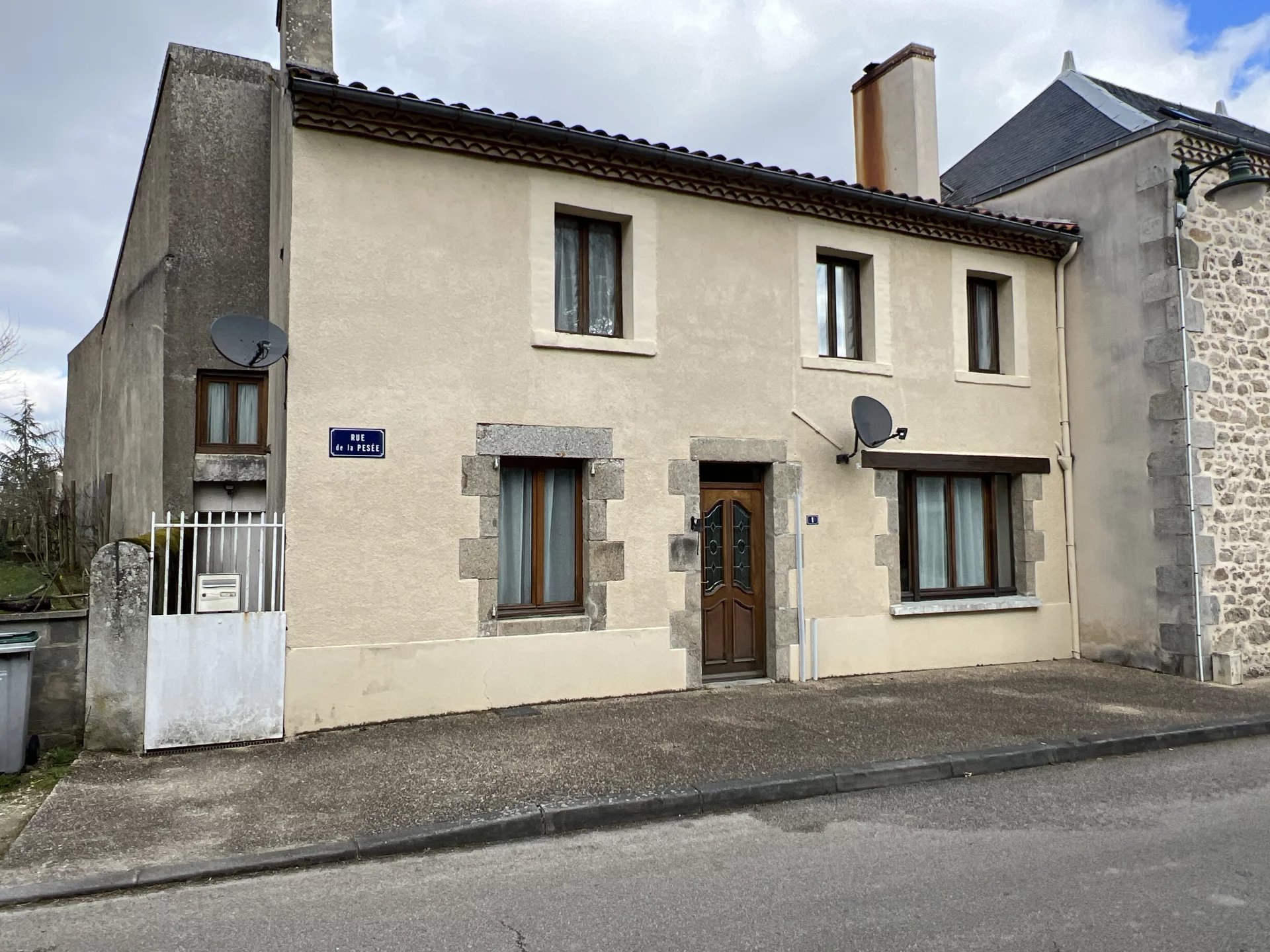 House in Le Dorat - view 1