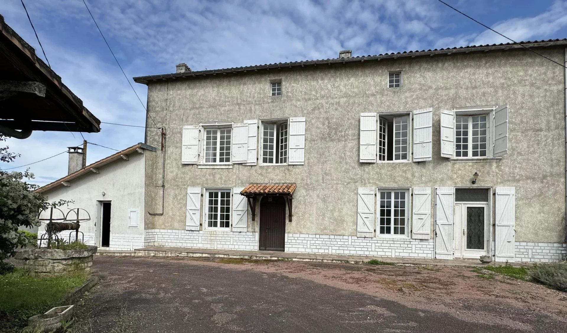 House in La Magdeleine - view 1