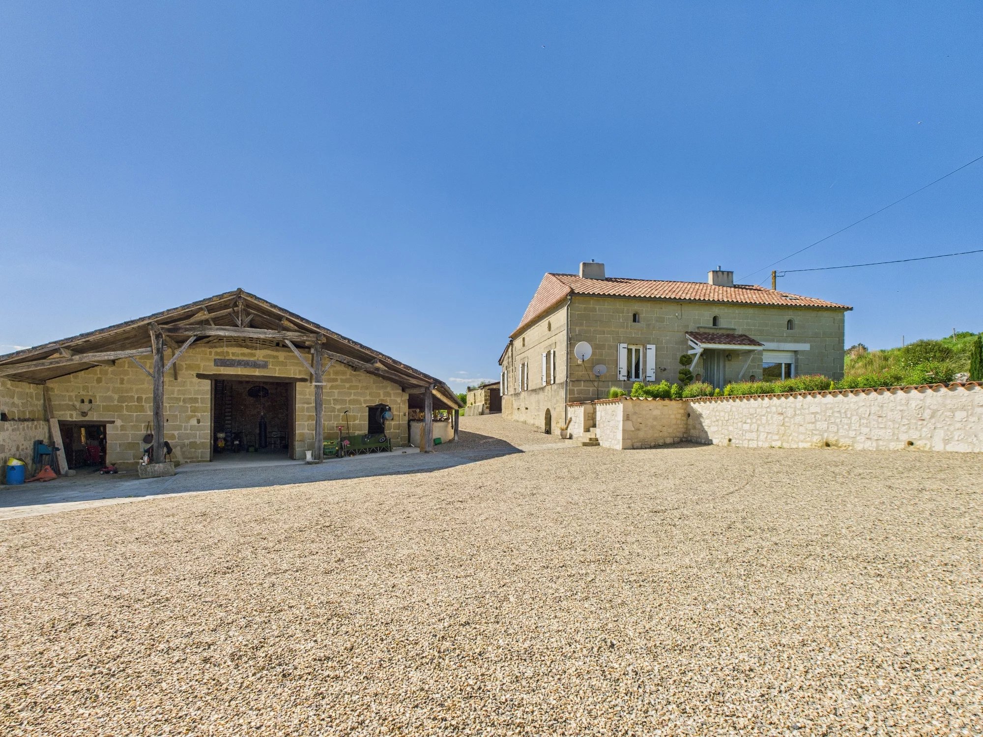 House in Eymet - view 1