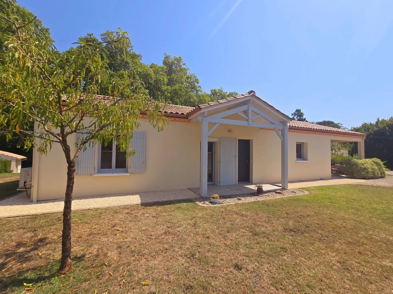 House in Eymet - view 1