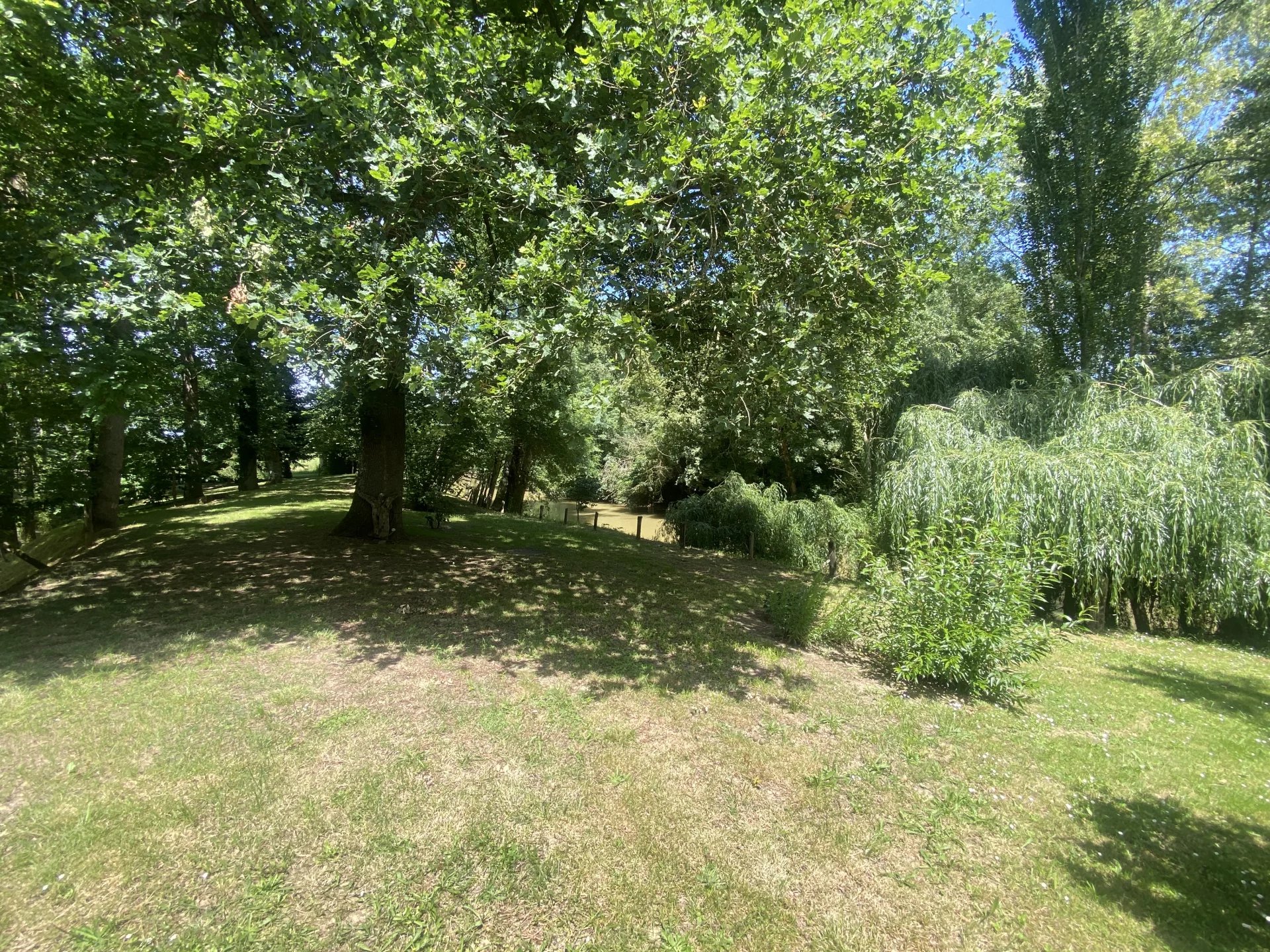 House in Arblade-le-Bas - view 1