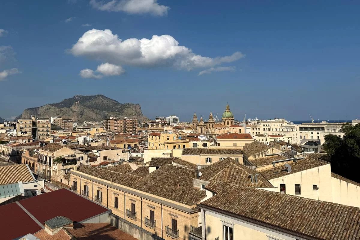 Apartment in Palermo - view 1