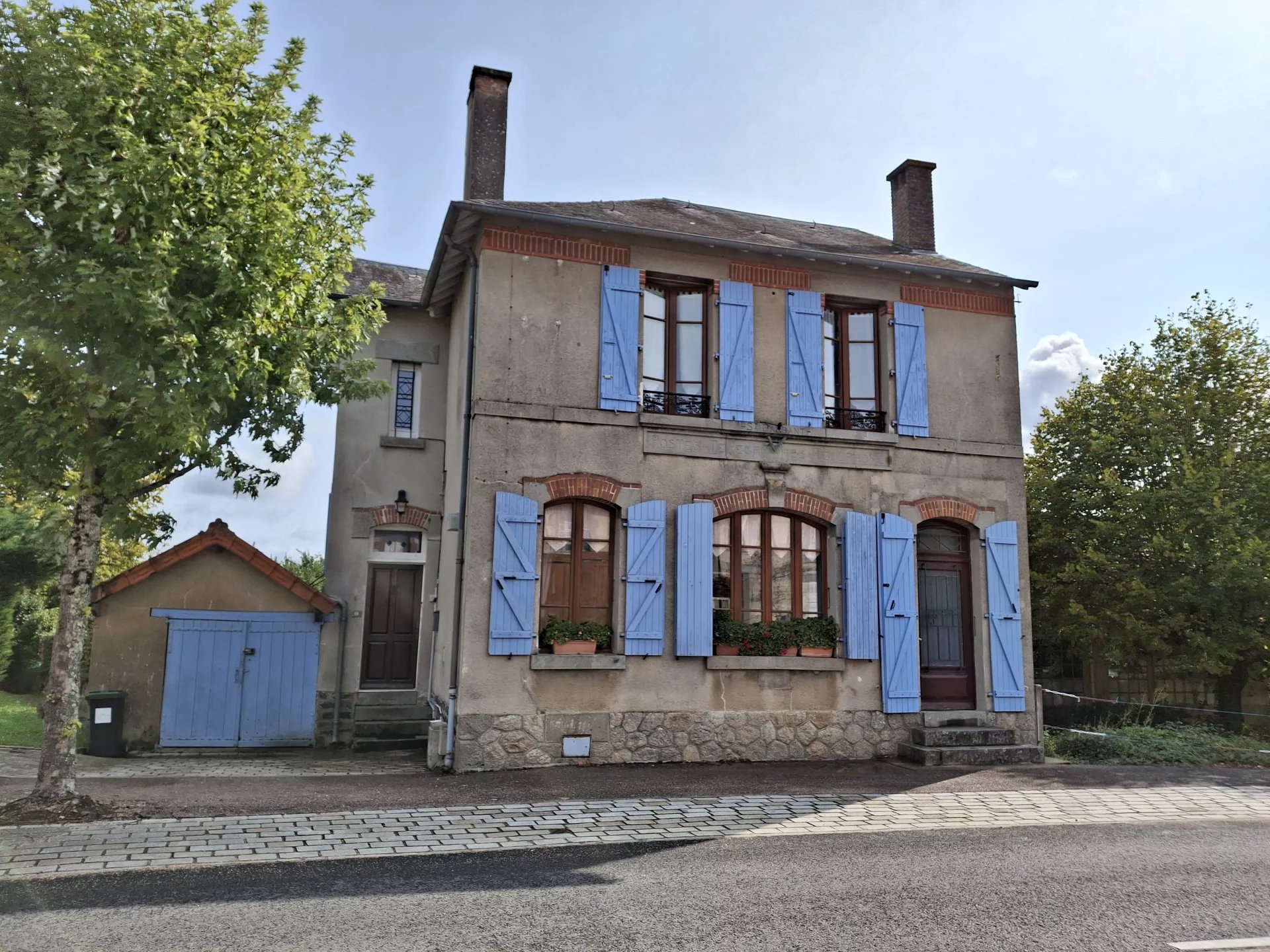 House in Val-d'Oire-et-Gartempe - view 1