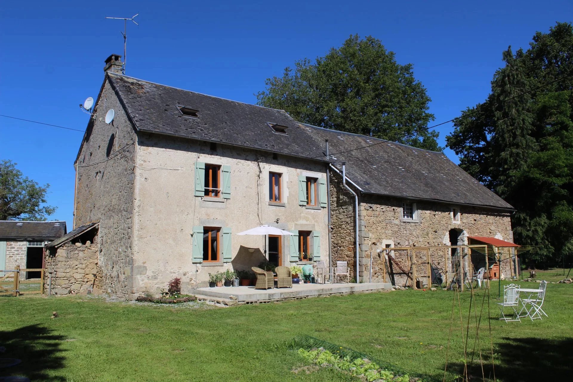 House in Lizieres - view 1