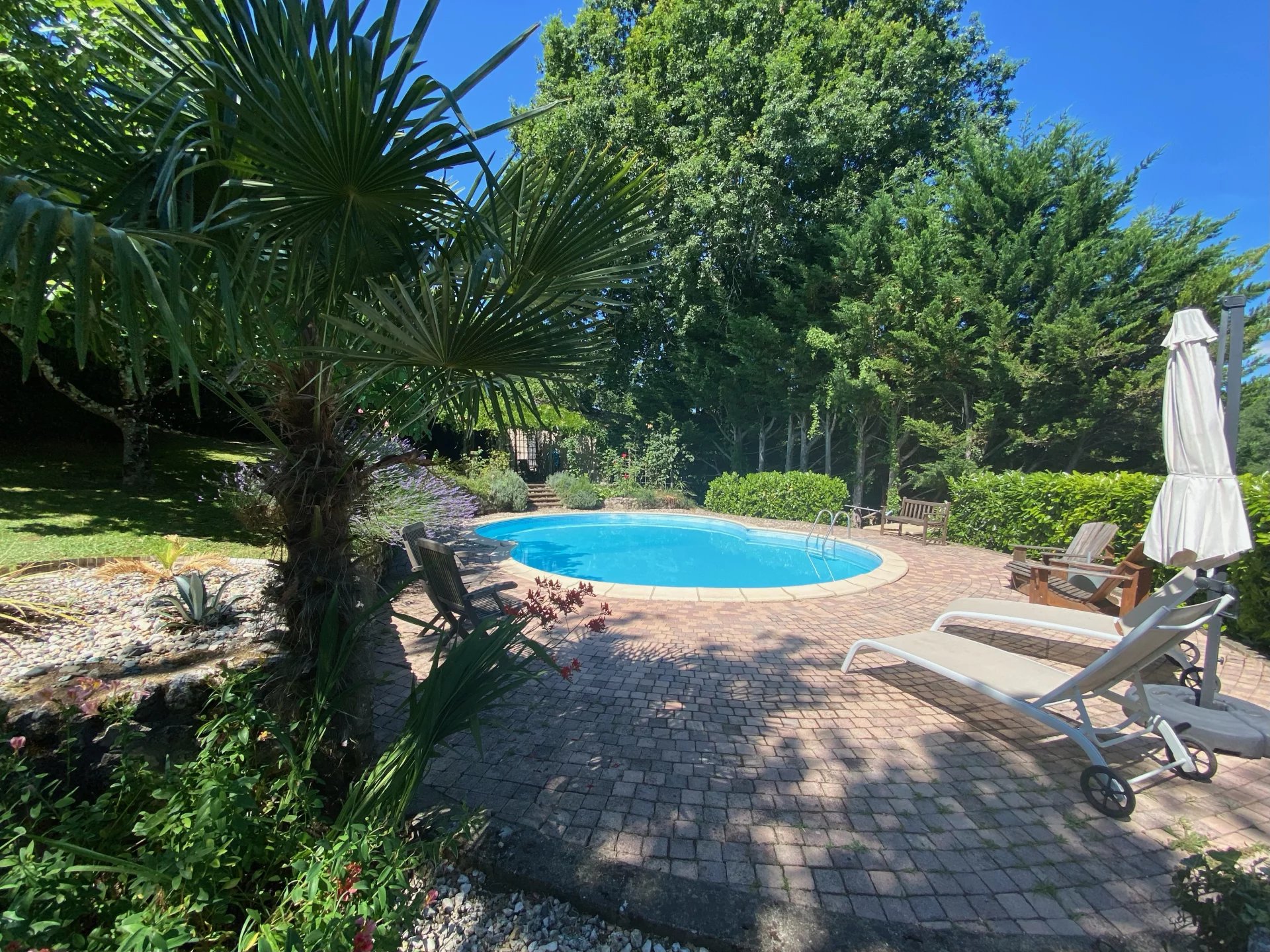 House in Cazes-Mondenard - view 1