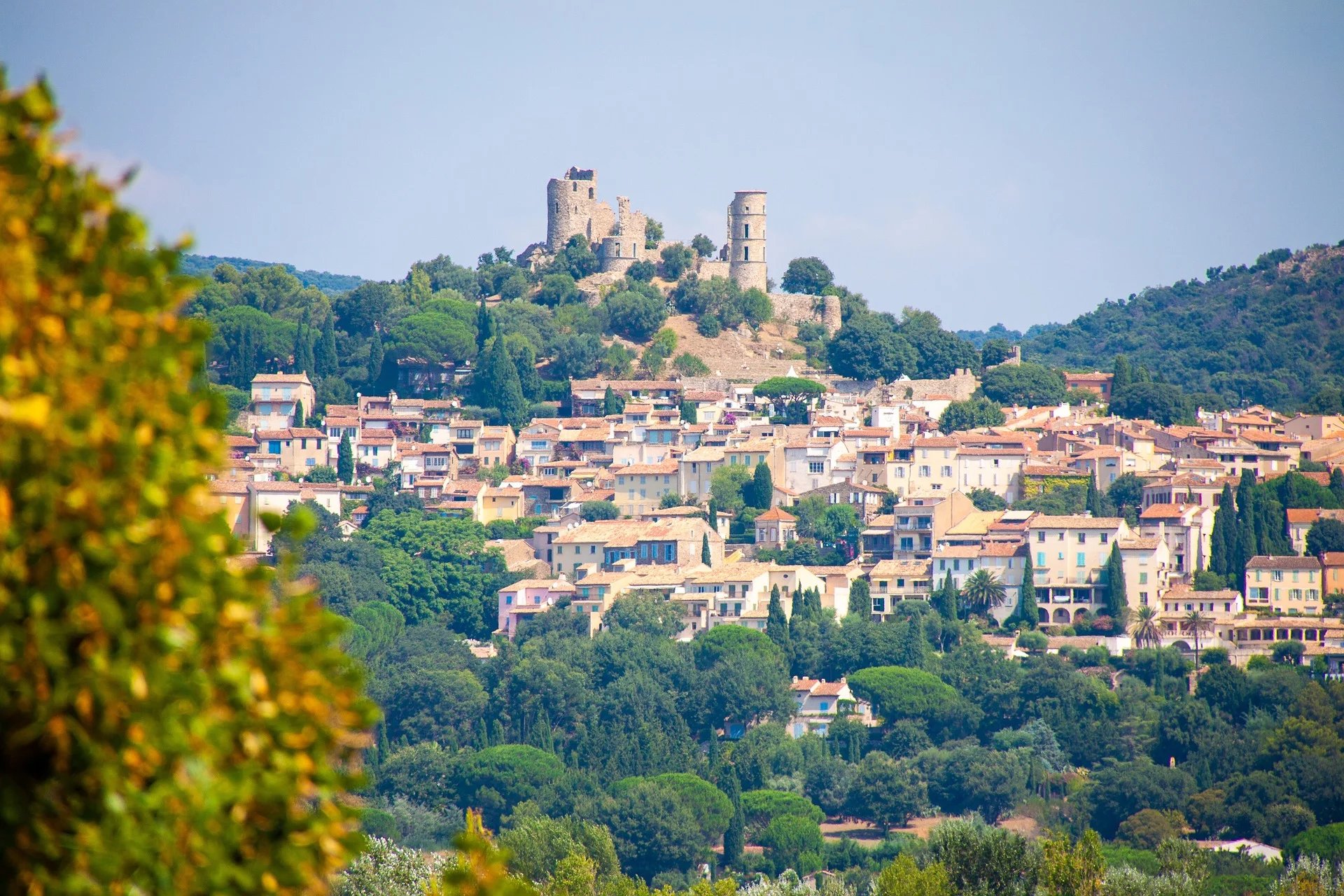 Apartment in Grimaud - view 1