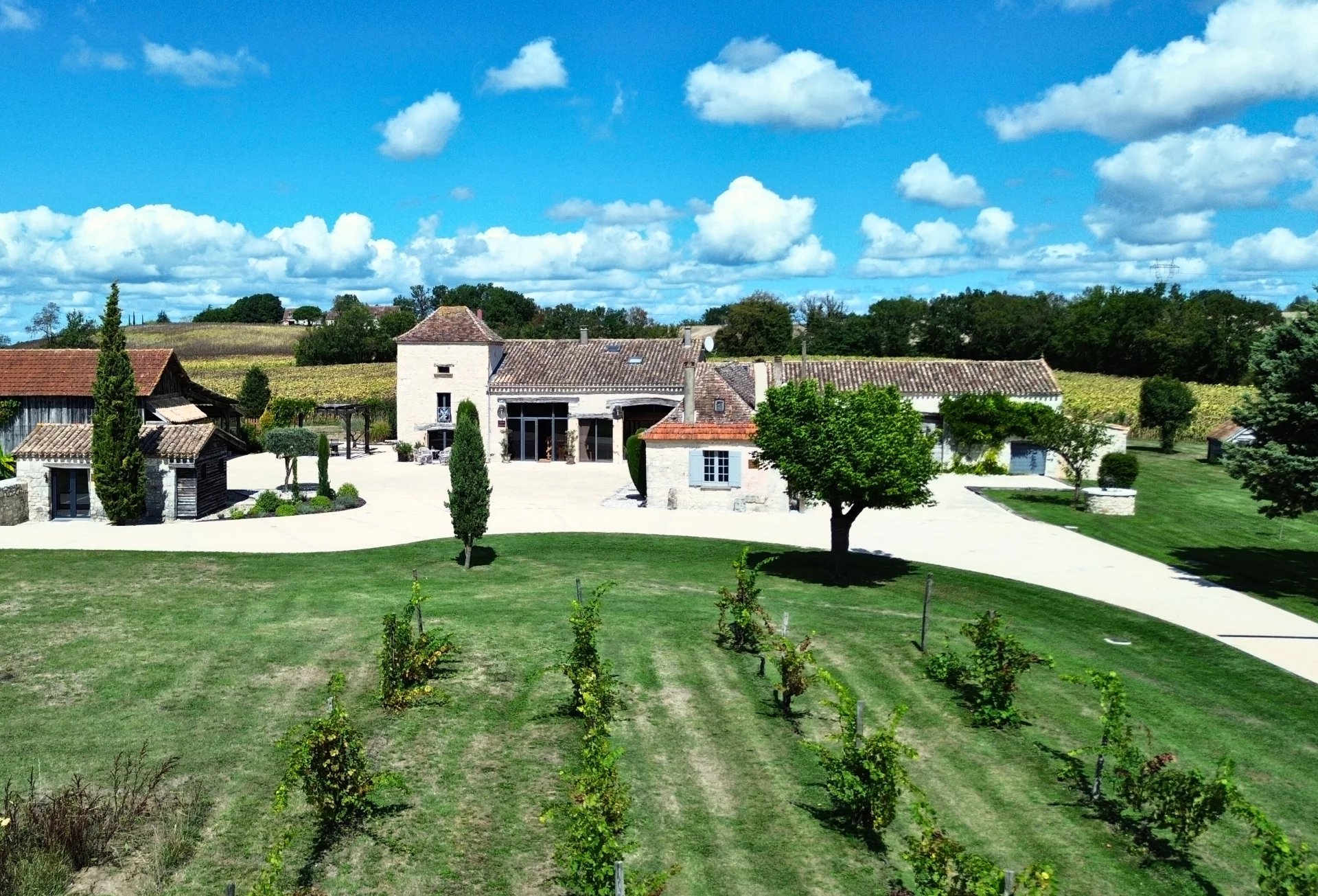 House in Issigeac - view 1