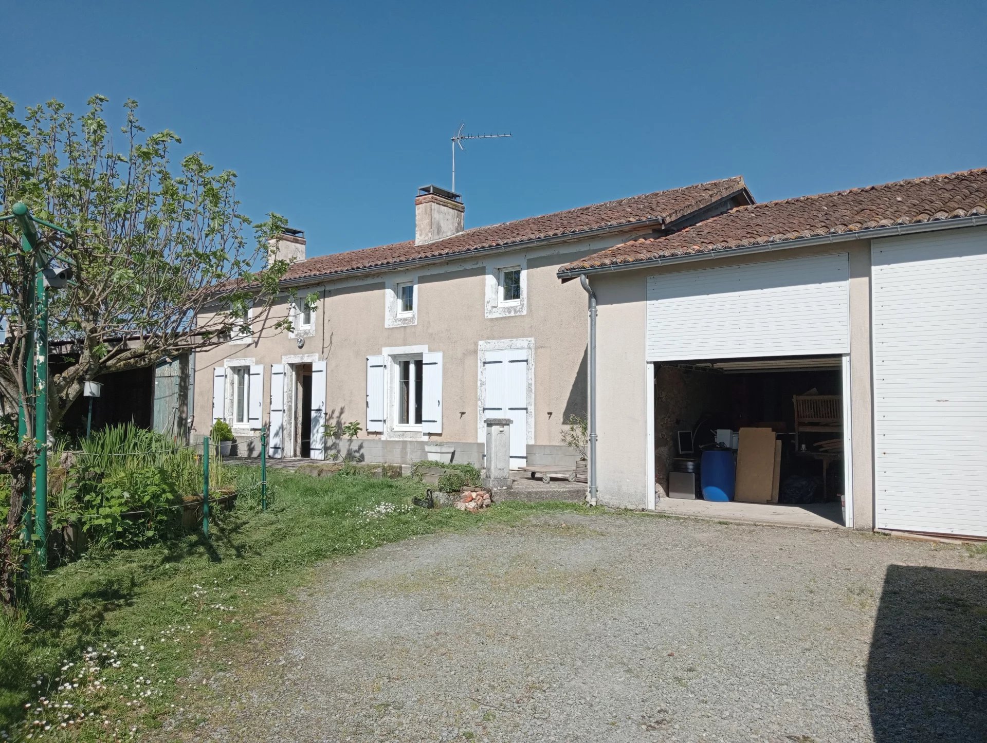House in Pougne - view 1