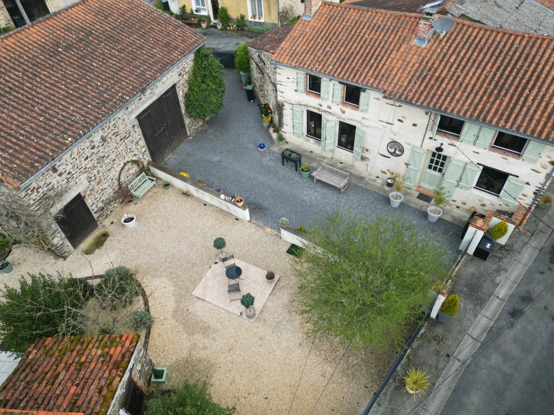 House in Bussiere-Poitevine - view 1