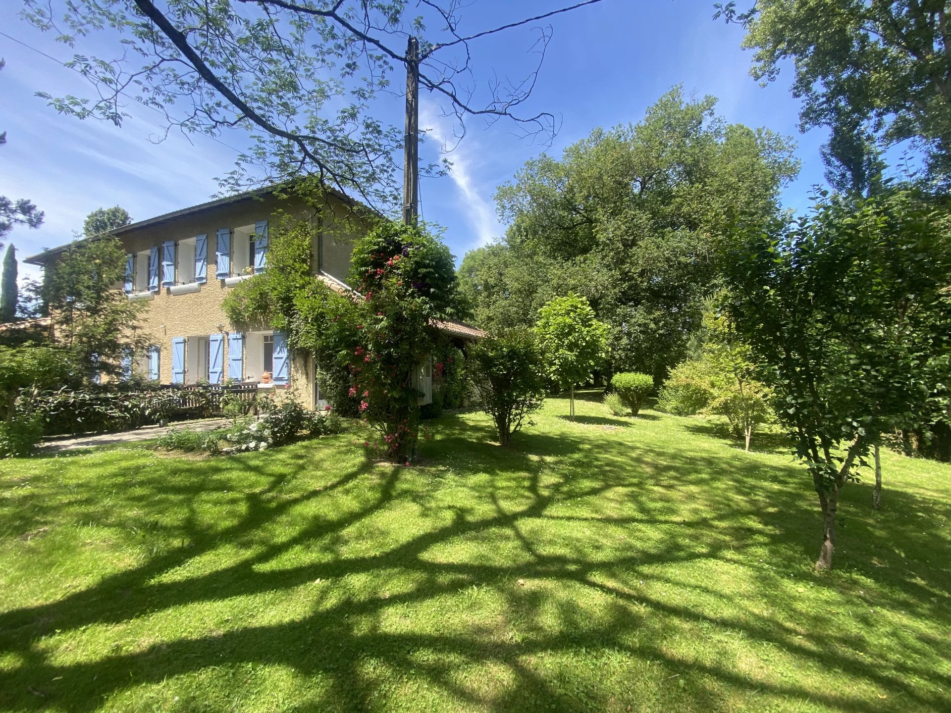 House in Arblade-le-Bas - view 1