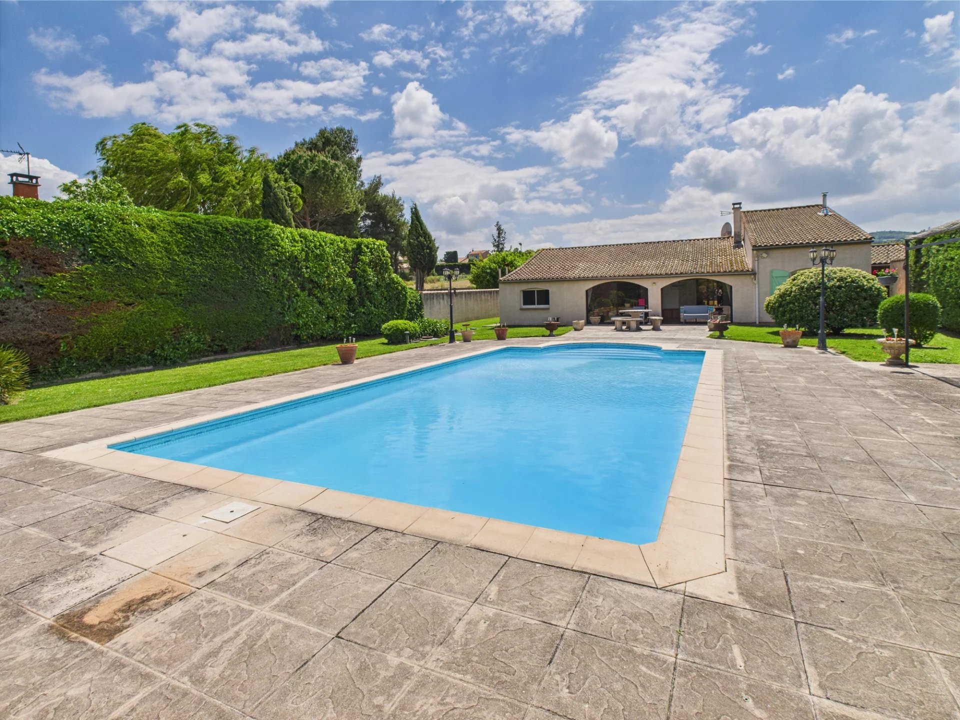 House in Carcassonne - view 1
