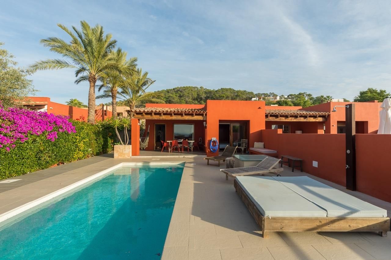 House in Cala Bassa - view 1