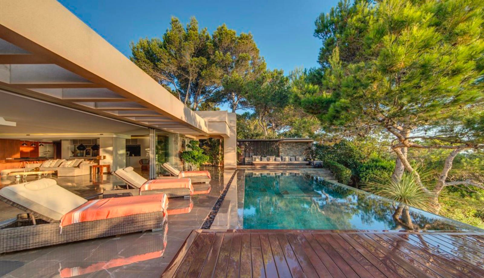 Villa in Comunitat Autonoma de les Illes Balears - view 1