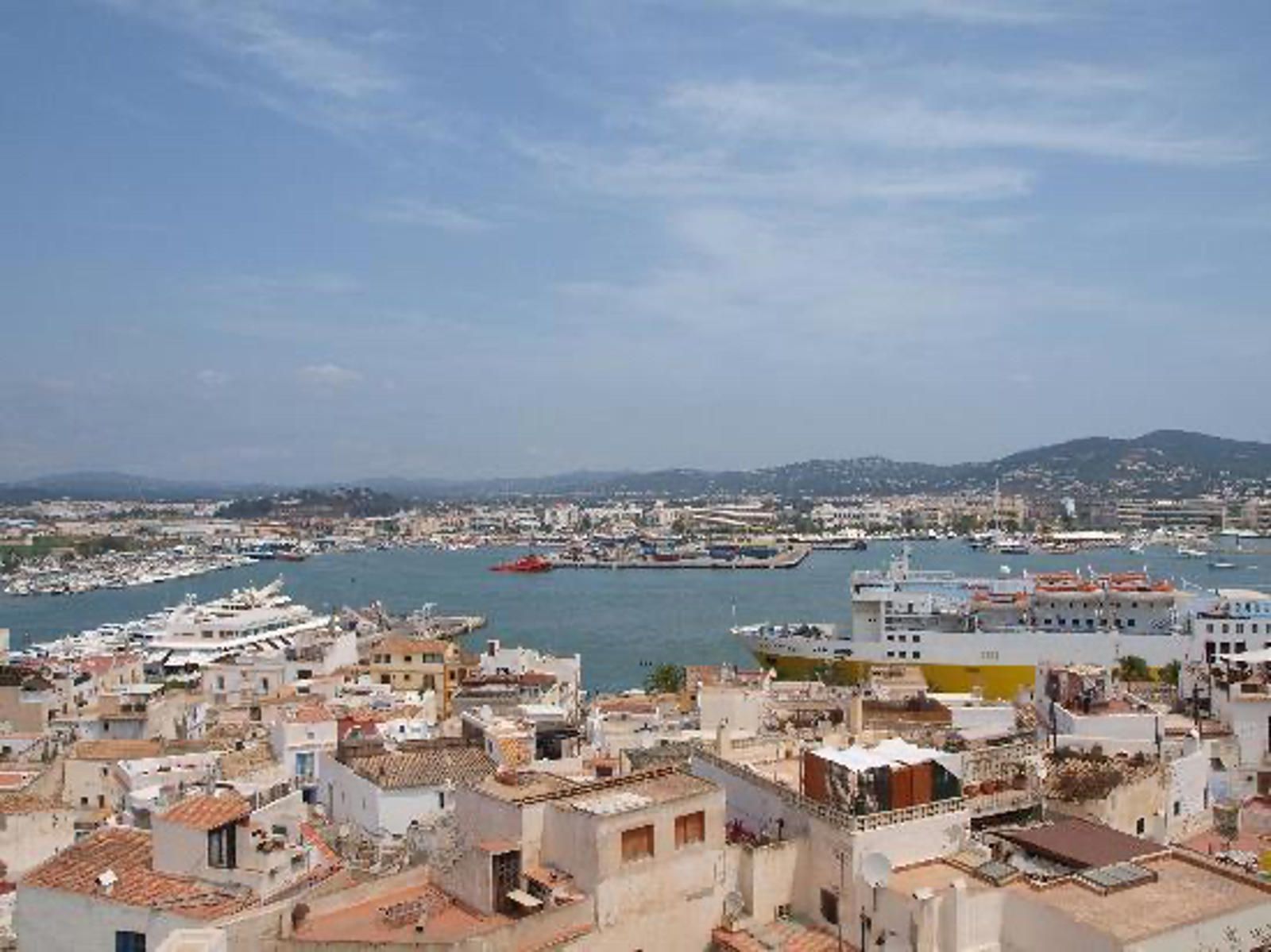 Villa in Ibiza Town - view 1