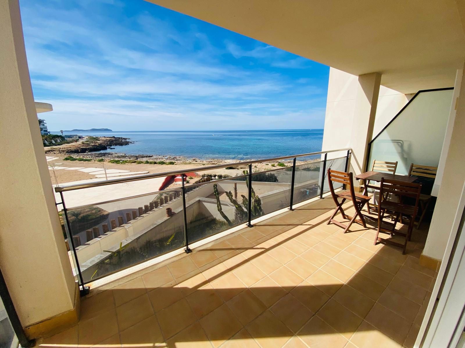 Apartment in Sant Josep de sa Talaia - view 1