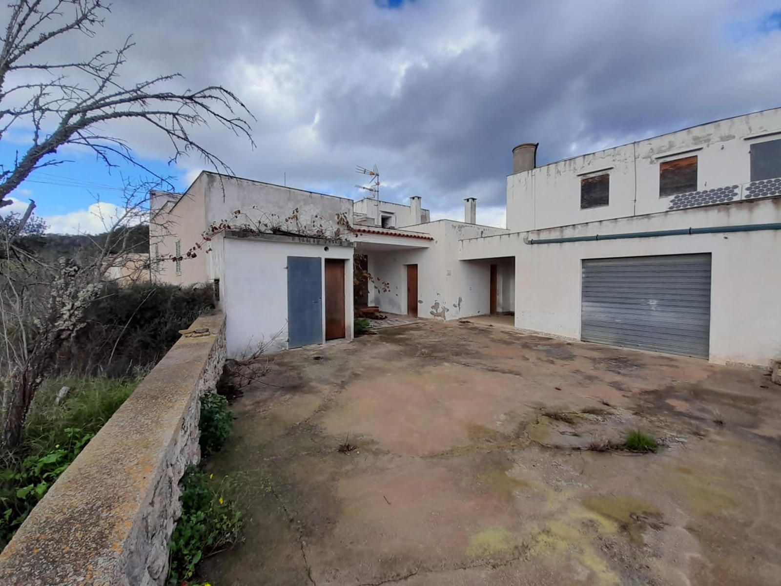 House in Sant Antoni de Portmany - view 1