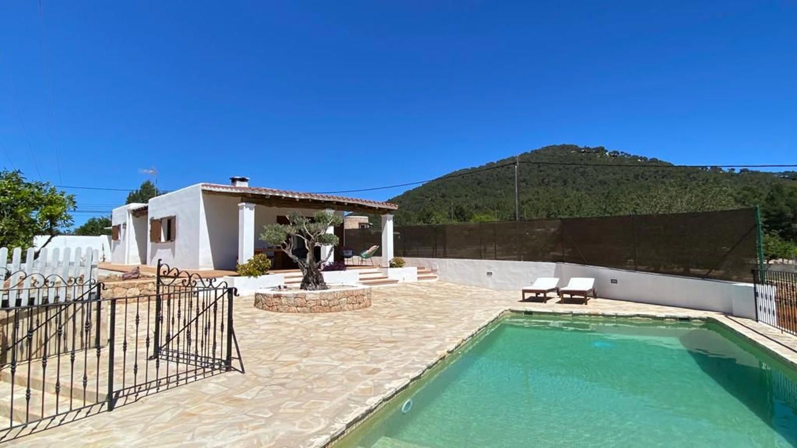 House in Playa De Cala Llonga - view 1