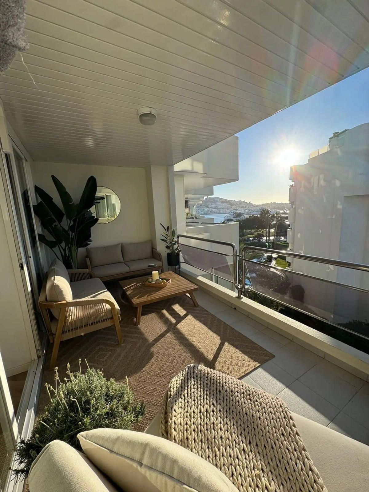 Apartment in Ibiza Town - view 1