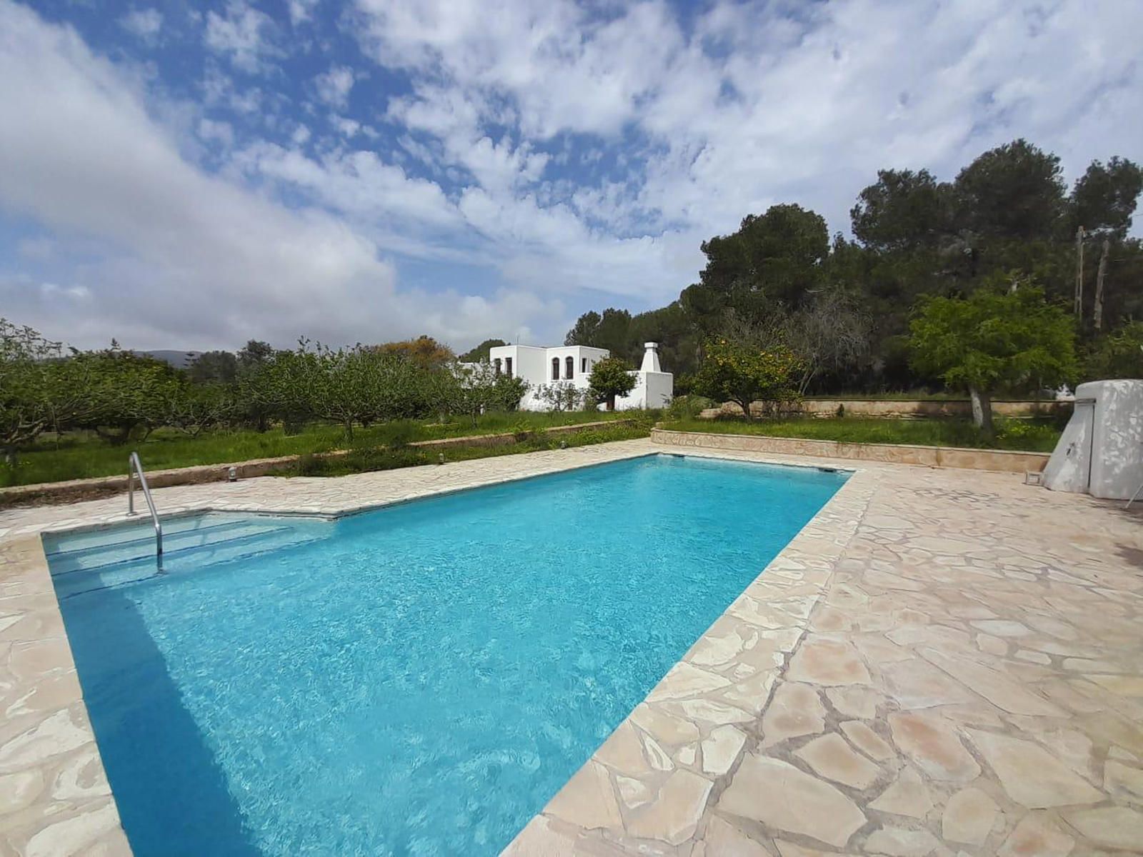 Villa in Santa Eularia des Riu - view 1